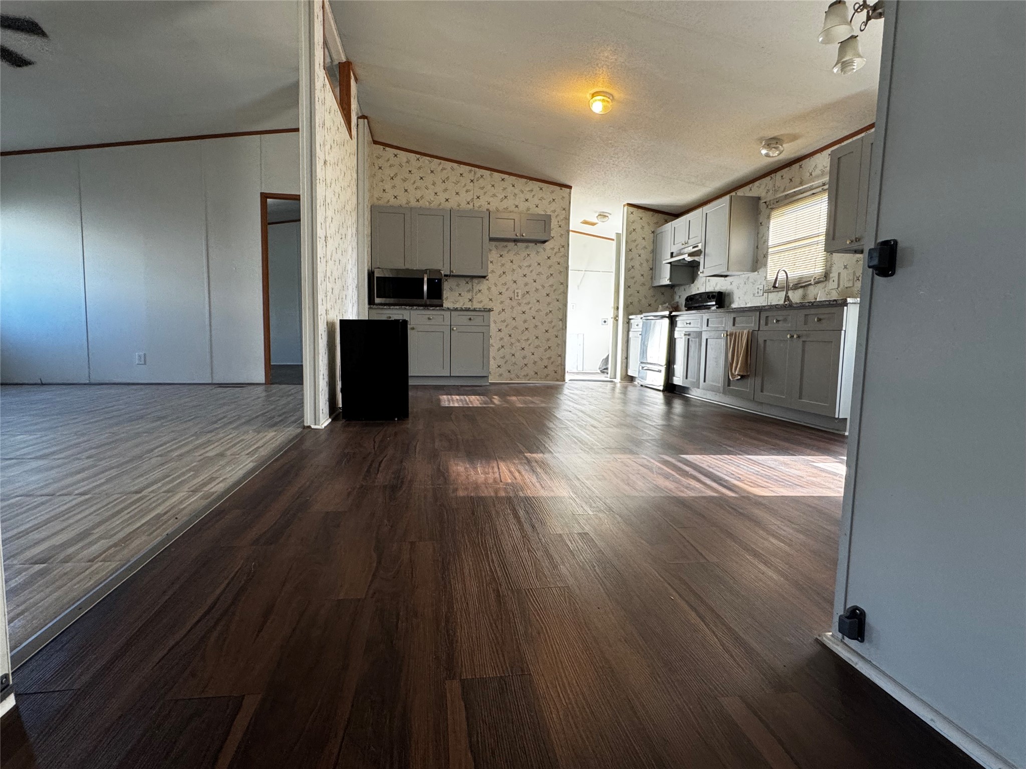 15930 Boss Gaston Road Property Photo 6