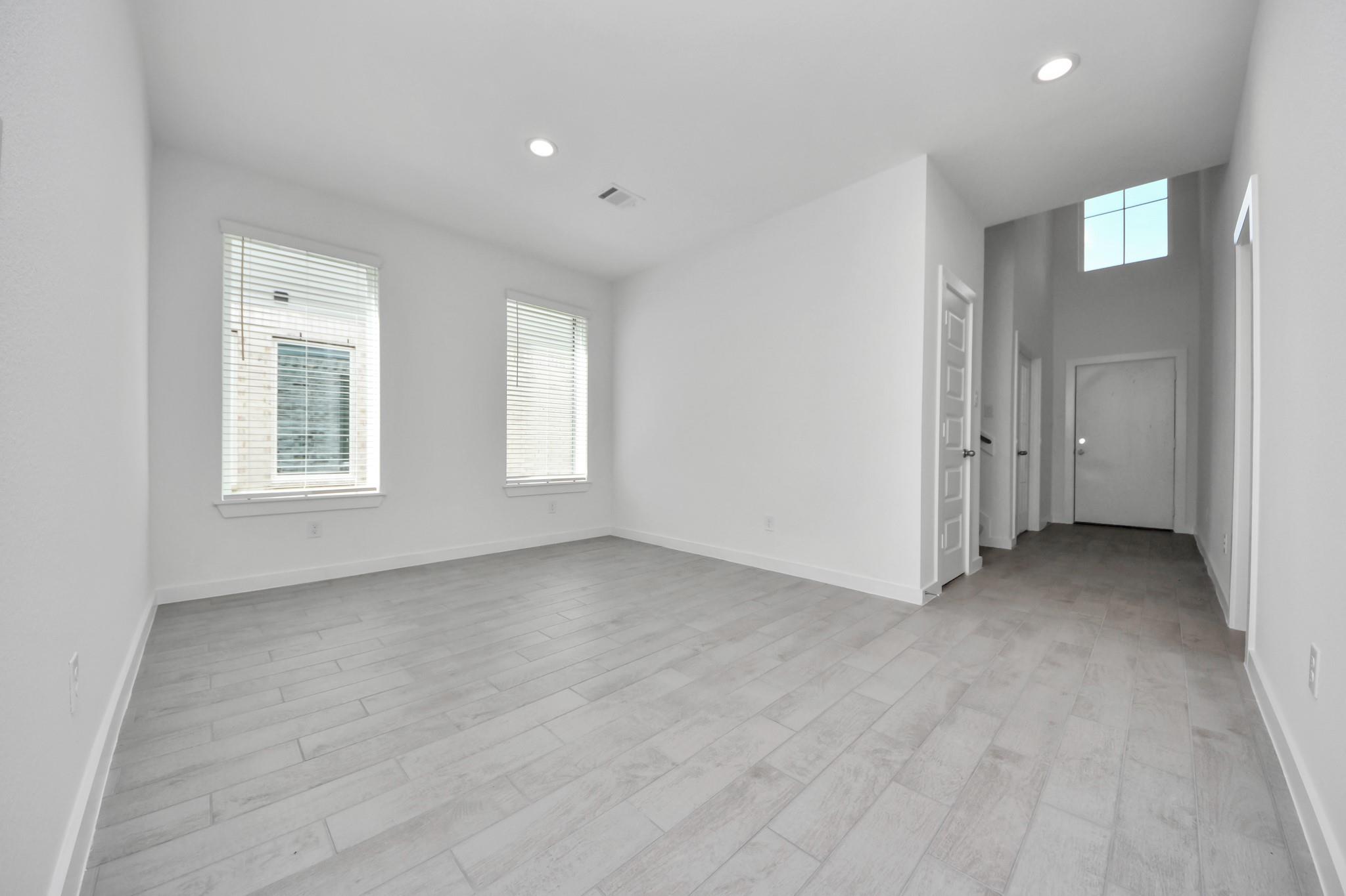 11715 Leafy Laurel Drive, Houston Tx 77066 Property Photo 7