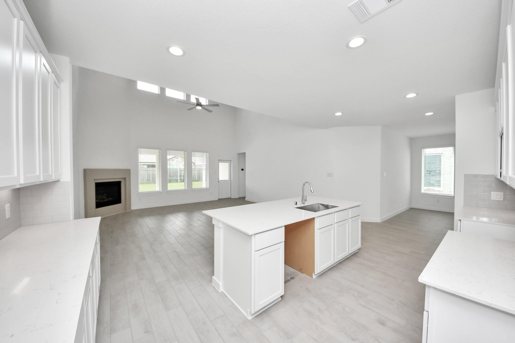 11715 Leafy Laurel Drive, Houston Tx 77066 Property Photo 11