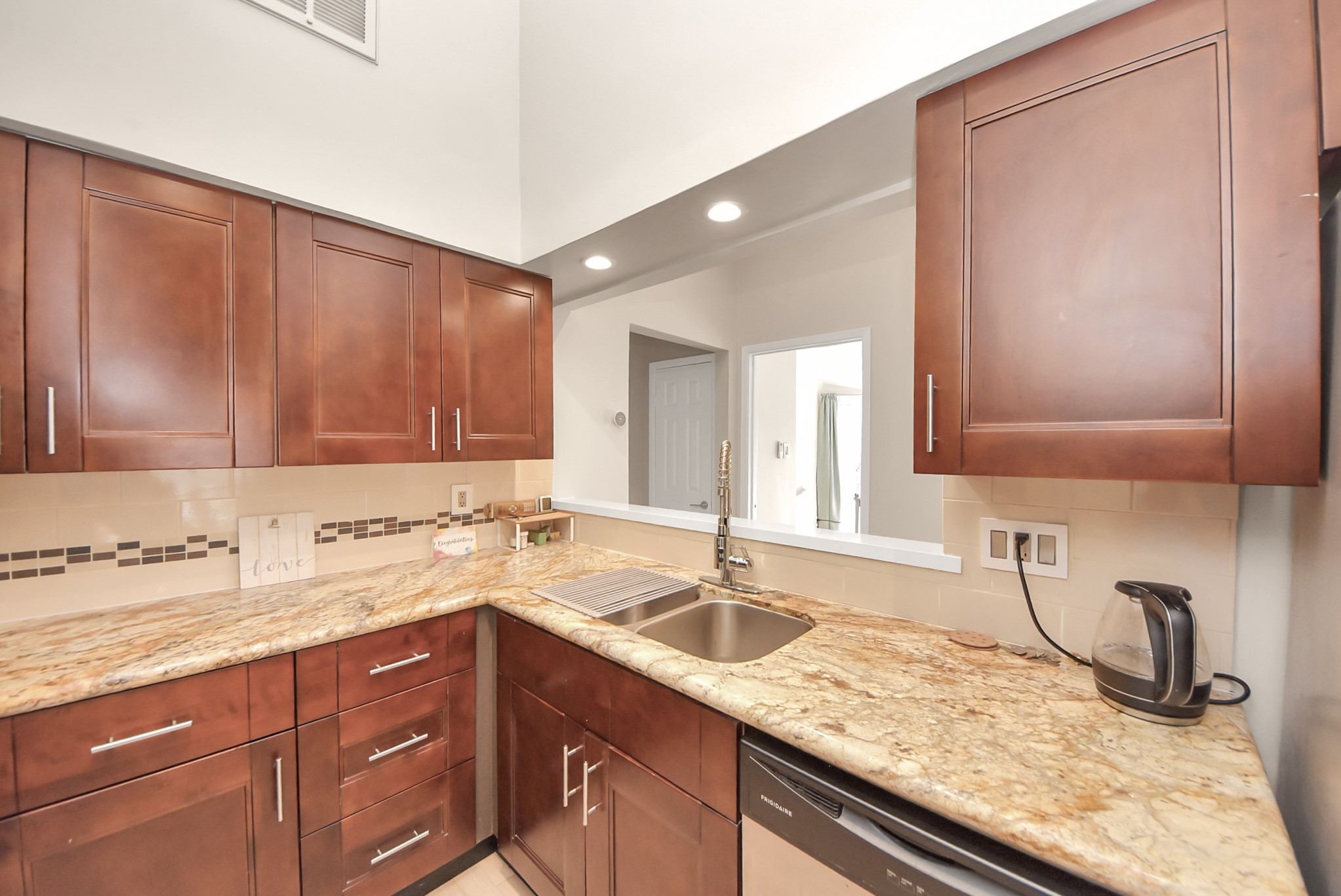 1881 Bering Drive 64 Property Photo 6