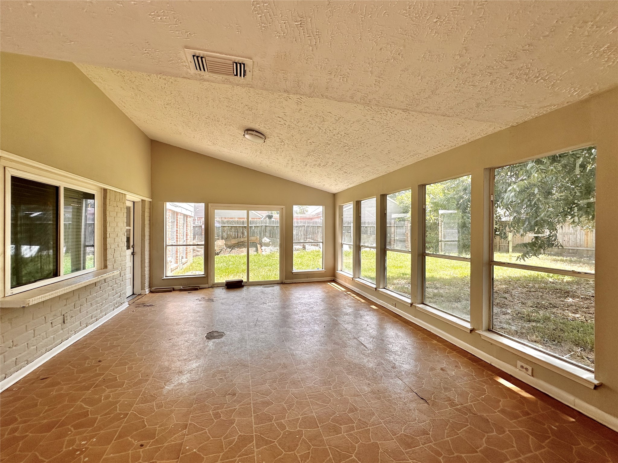3439 Aspen Bend Drive Property Photo 26