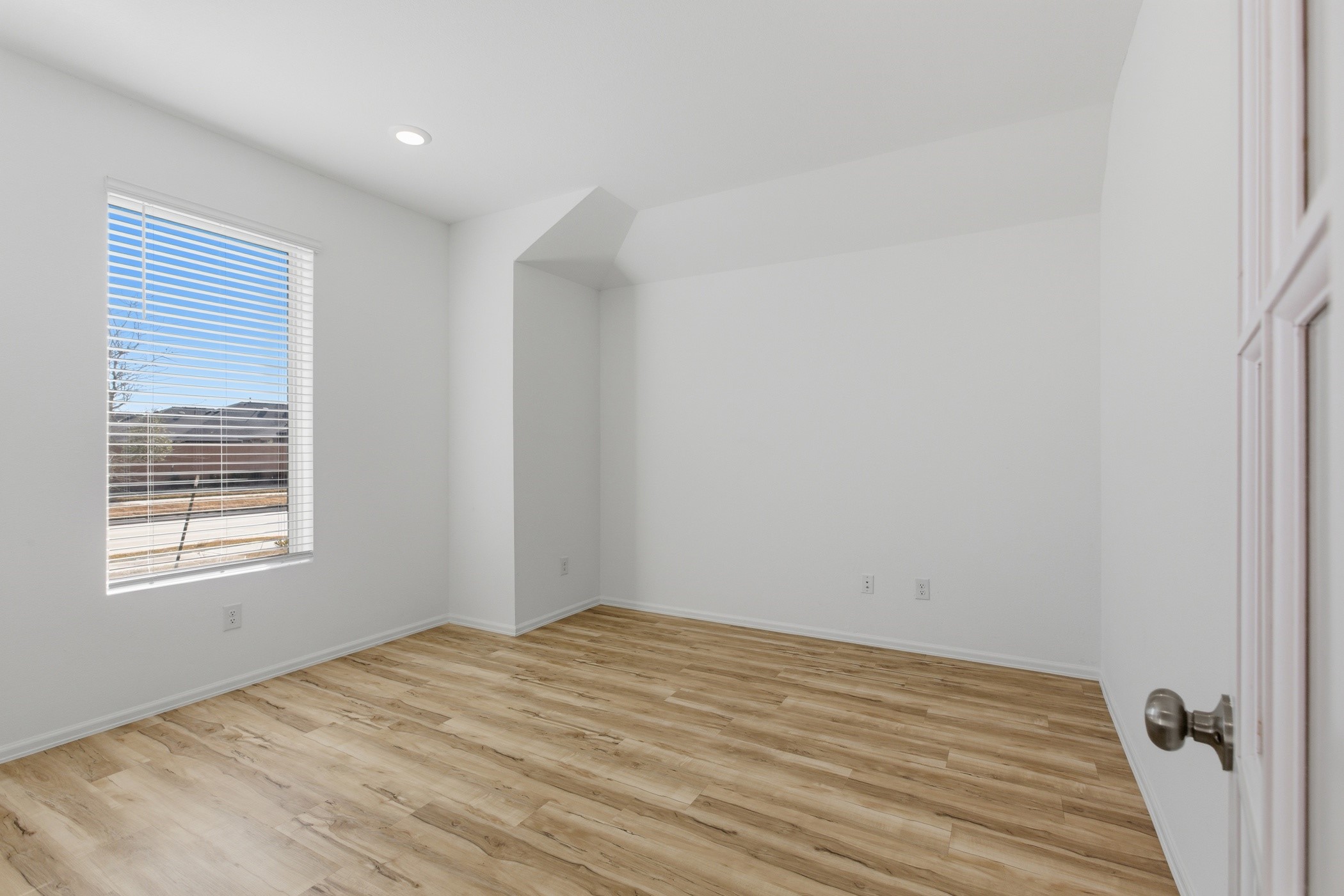 2928 Tantara Drive Property Photo 4