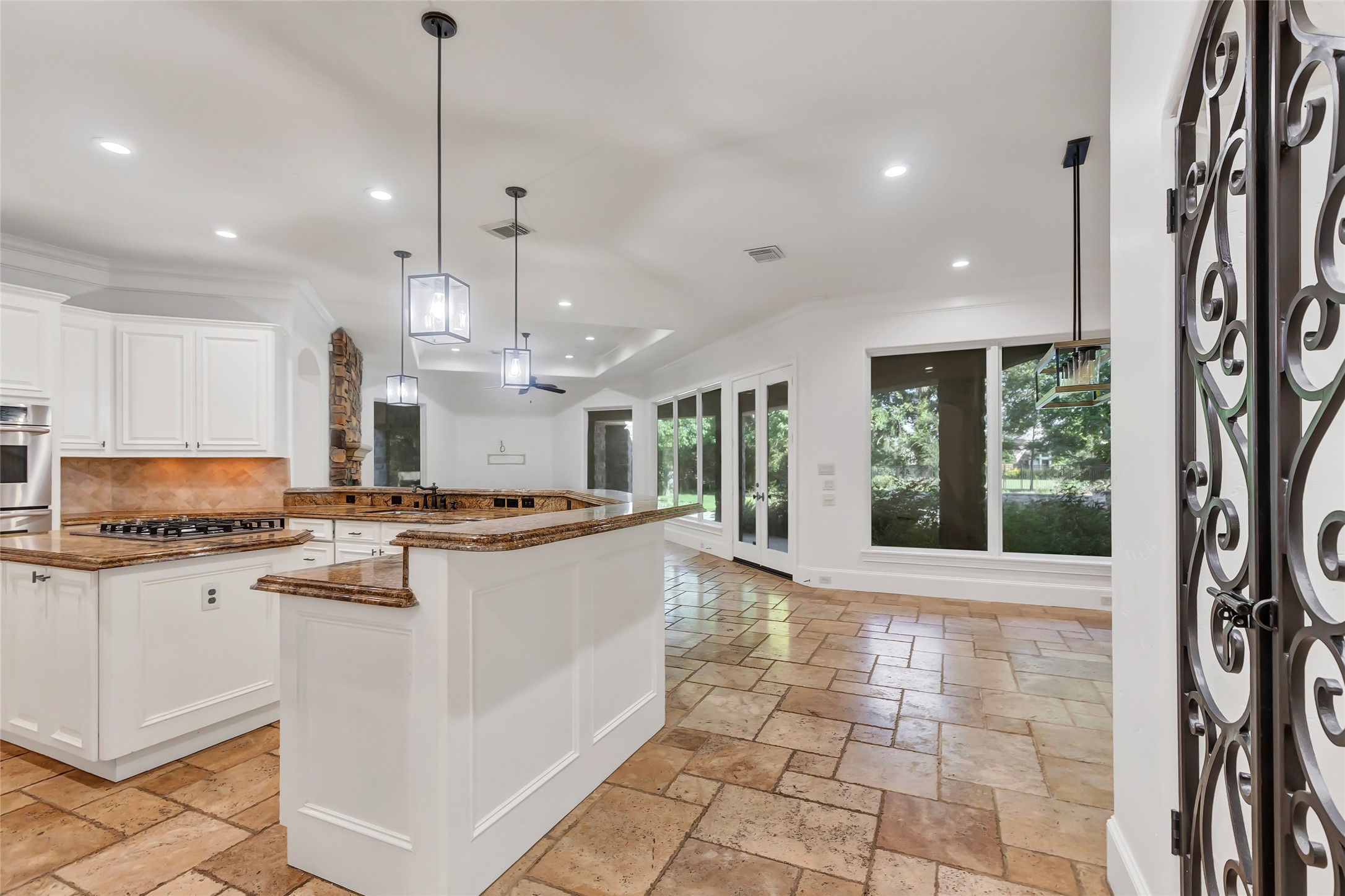8134 Beckett Creek Lane Property Photo 8