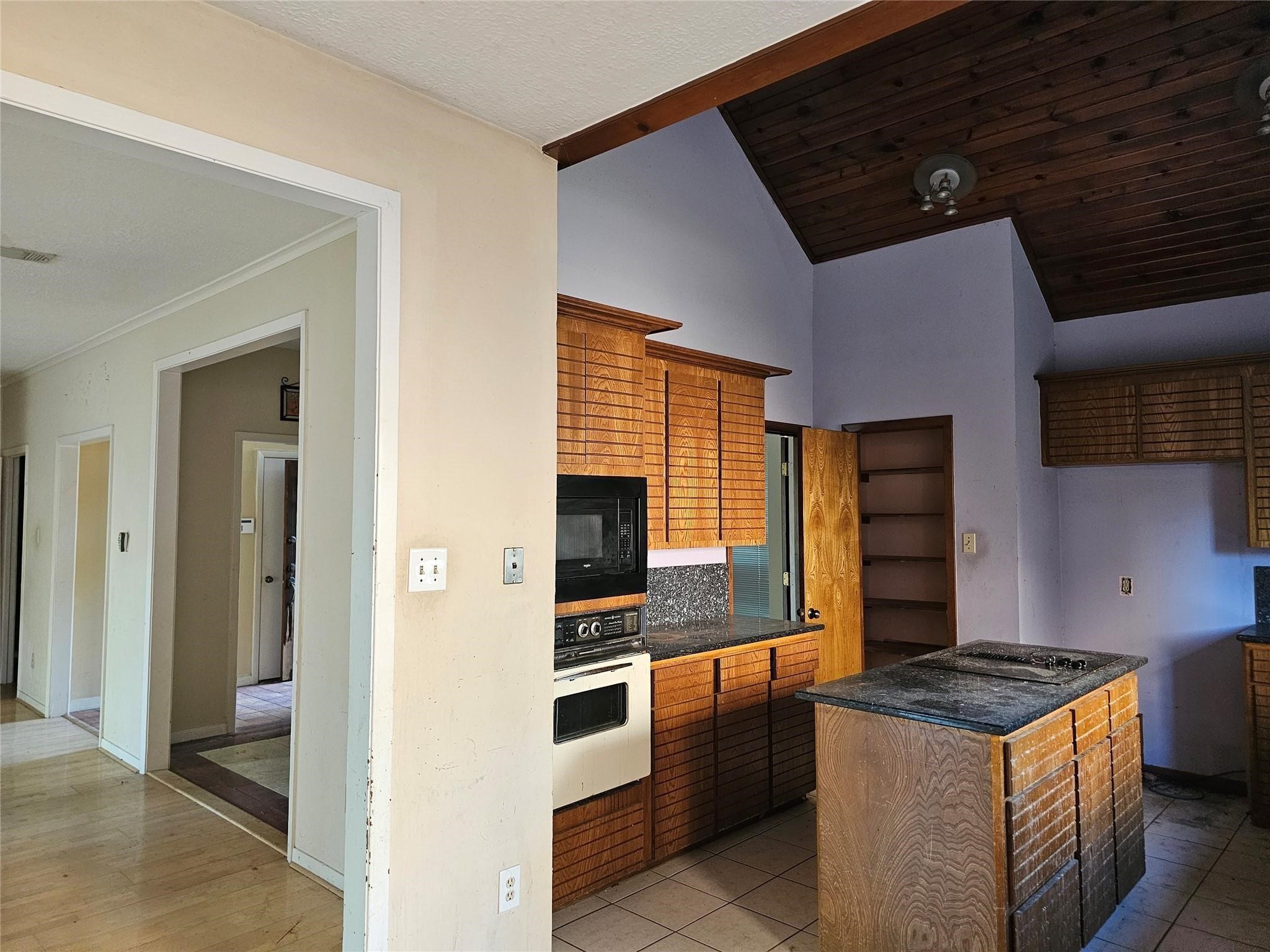 11514 Clover Lane Court Property Photo 4