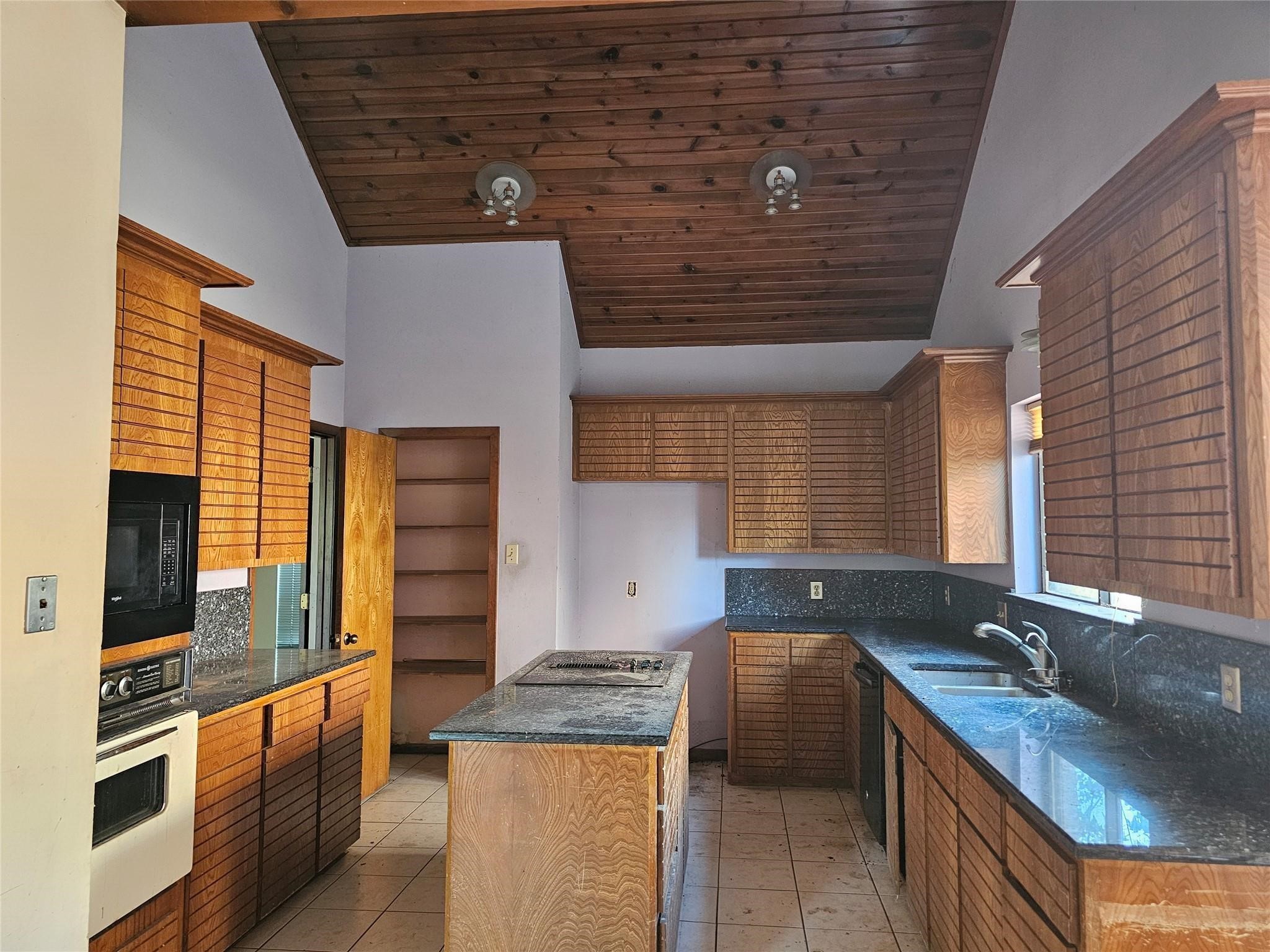 11514 Clover Lane Court Property Photo 5