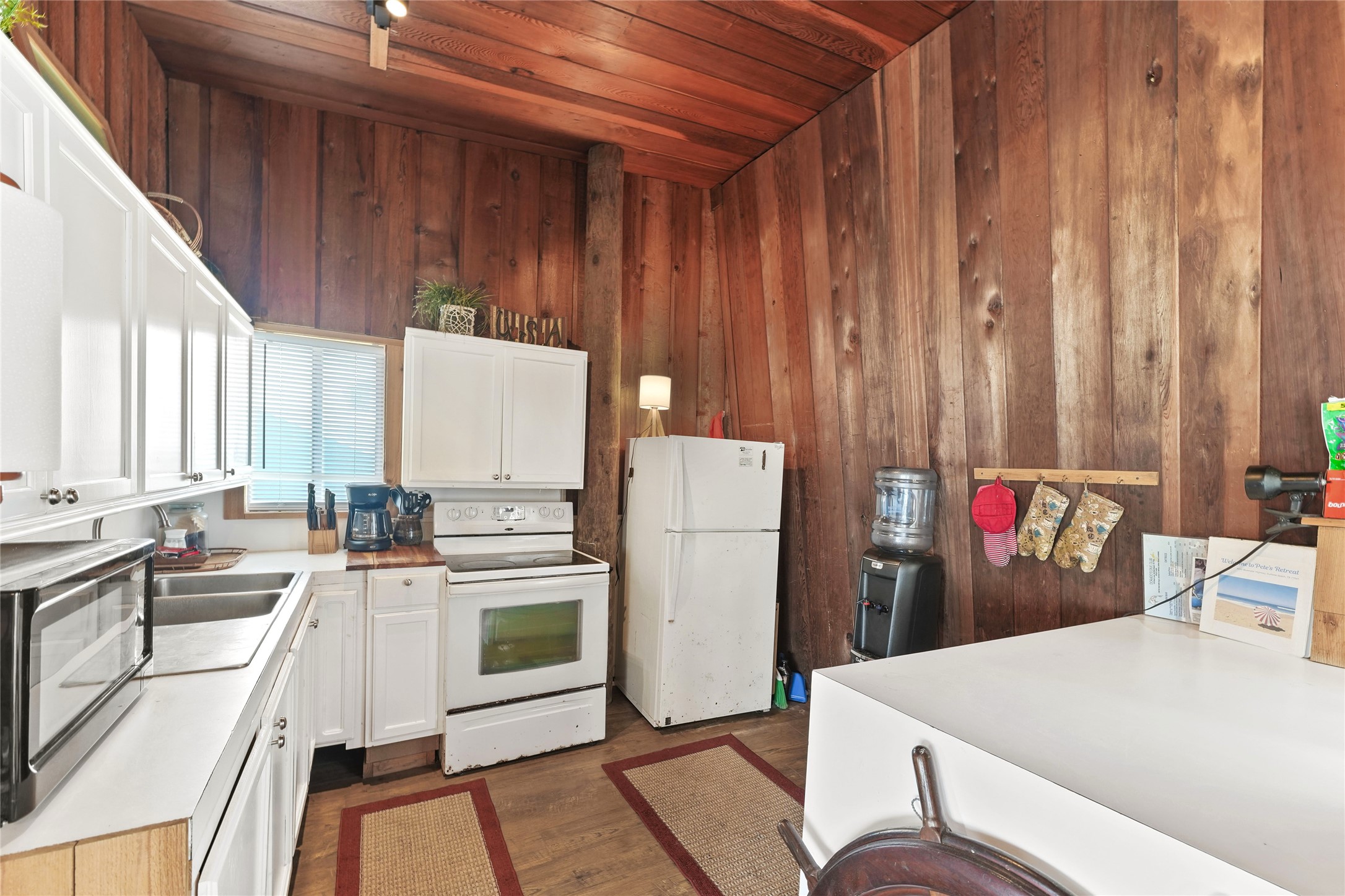 4434 Bluewater Highway Property Photo 14