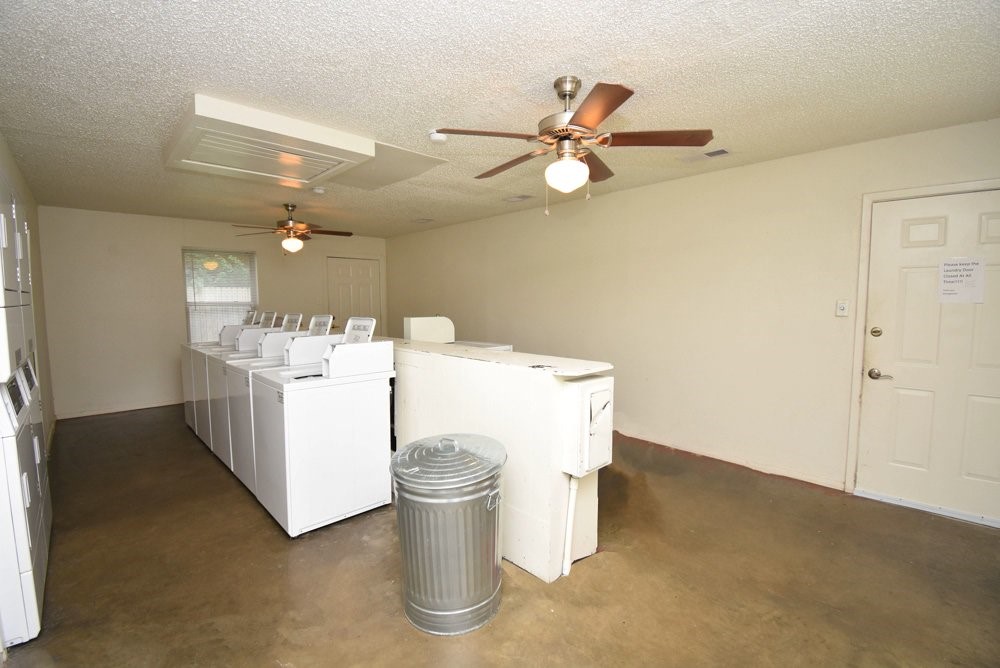 100 Sunset St Property Photo 20