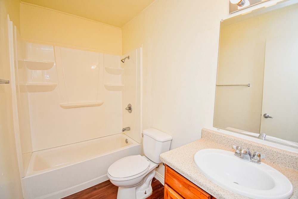 100 Sunset St Property Photo 21