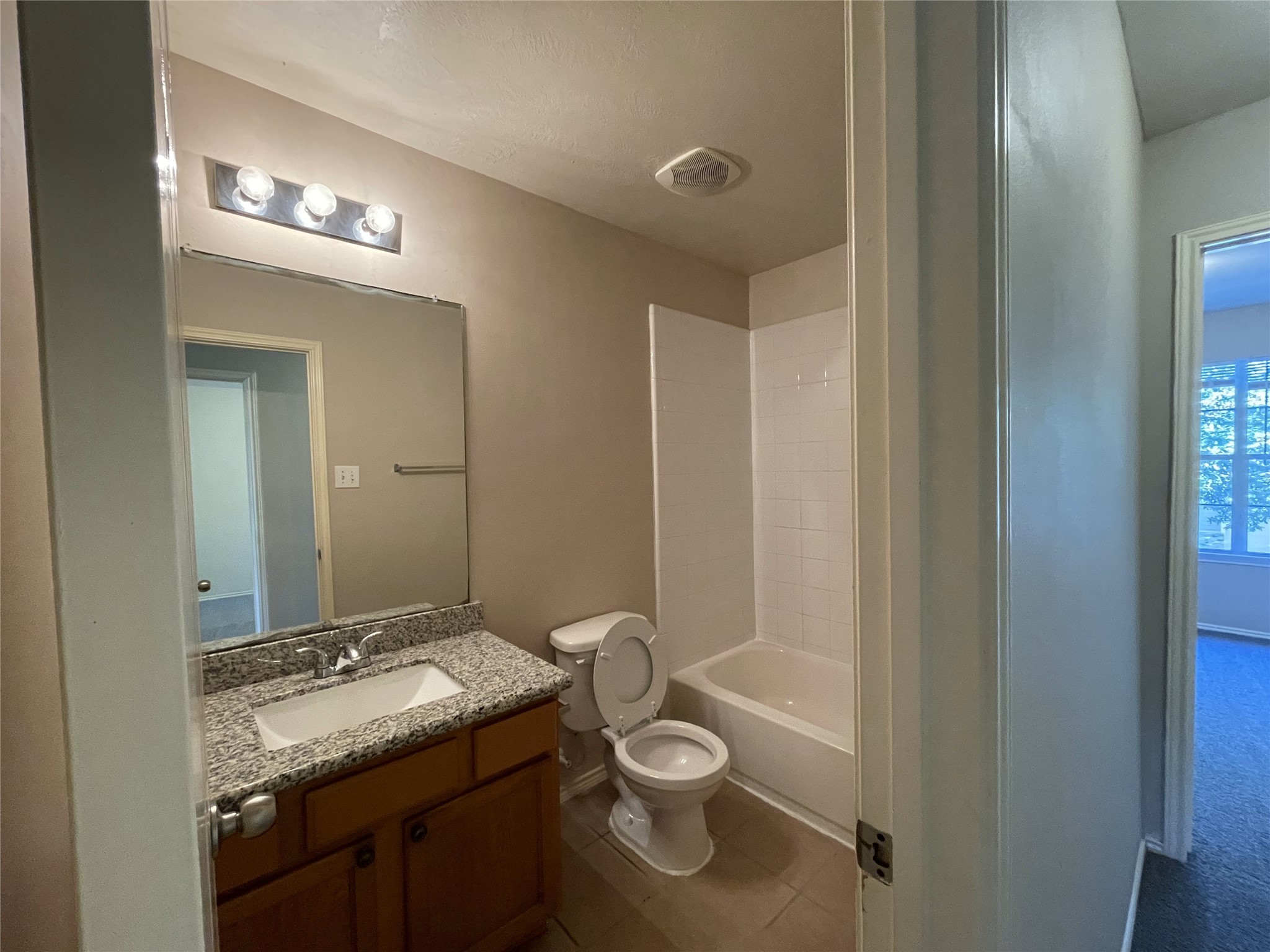 6119 Yorktown Meadow Property Photo 10