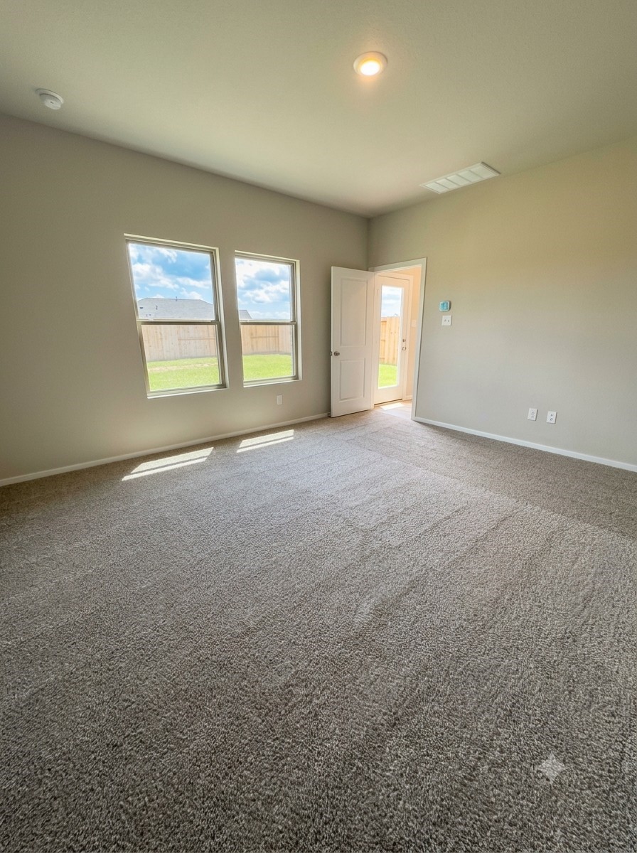 12213 Mead Grove Drive Property Photo 4