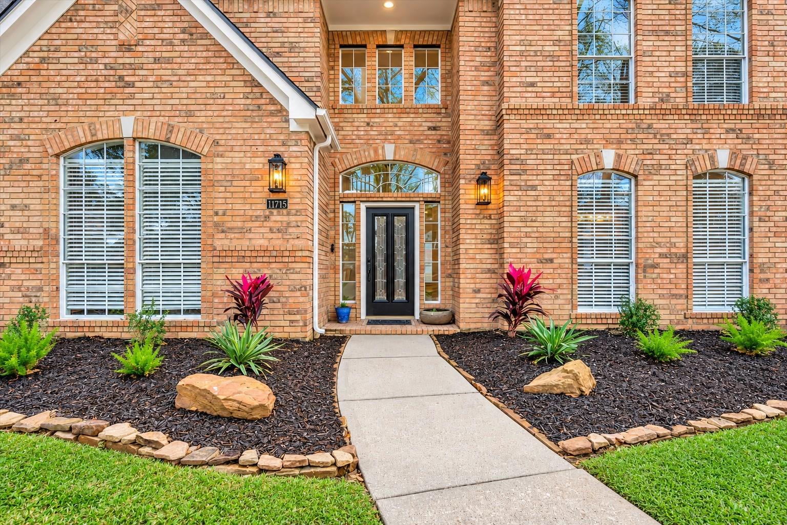 11715 Orchard Mountain Drive, Pasadena TX 77059 Property Photo 1