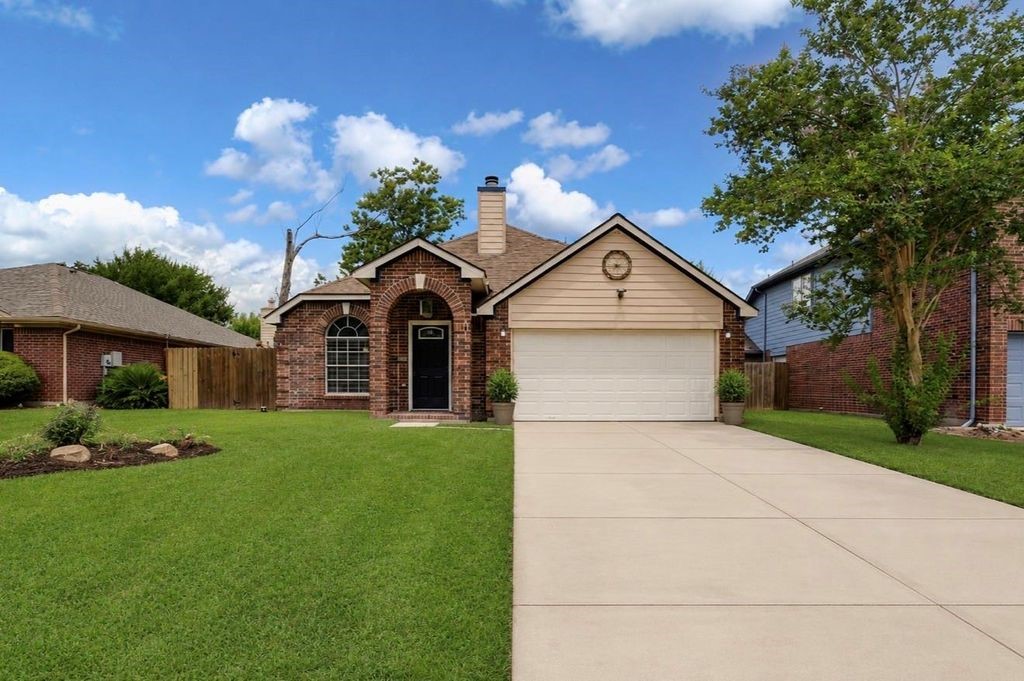 23310 Stepinwolf Lane Property Photo 2