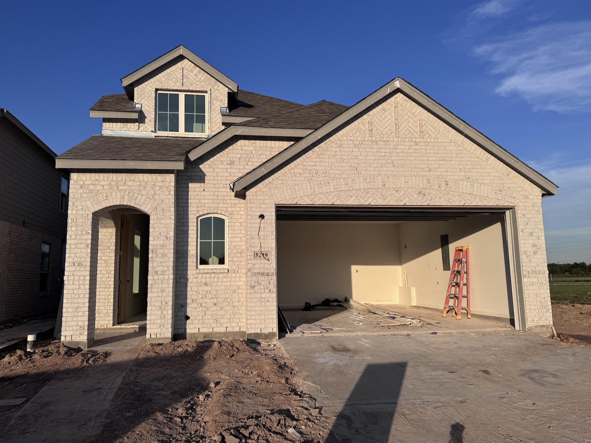 5219 Sistine Drive Property Photo 1