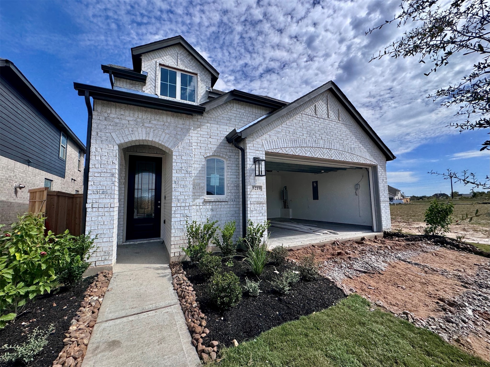 5219 Sistine Drive Property Photo 1