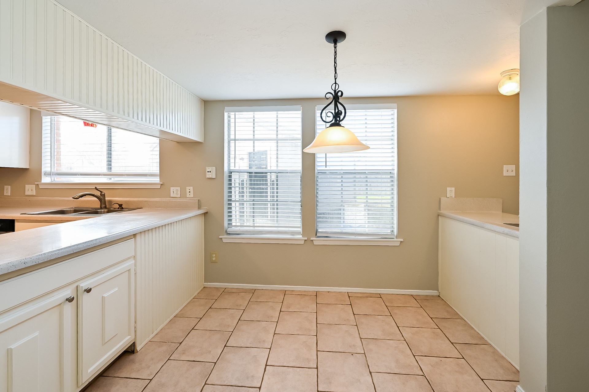 1219 Briarmead Drive Property Photo 5