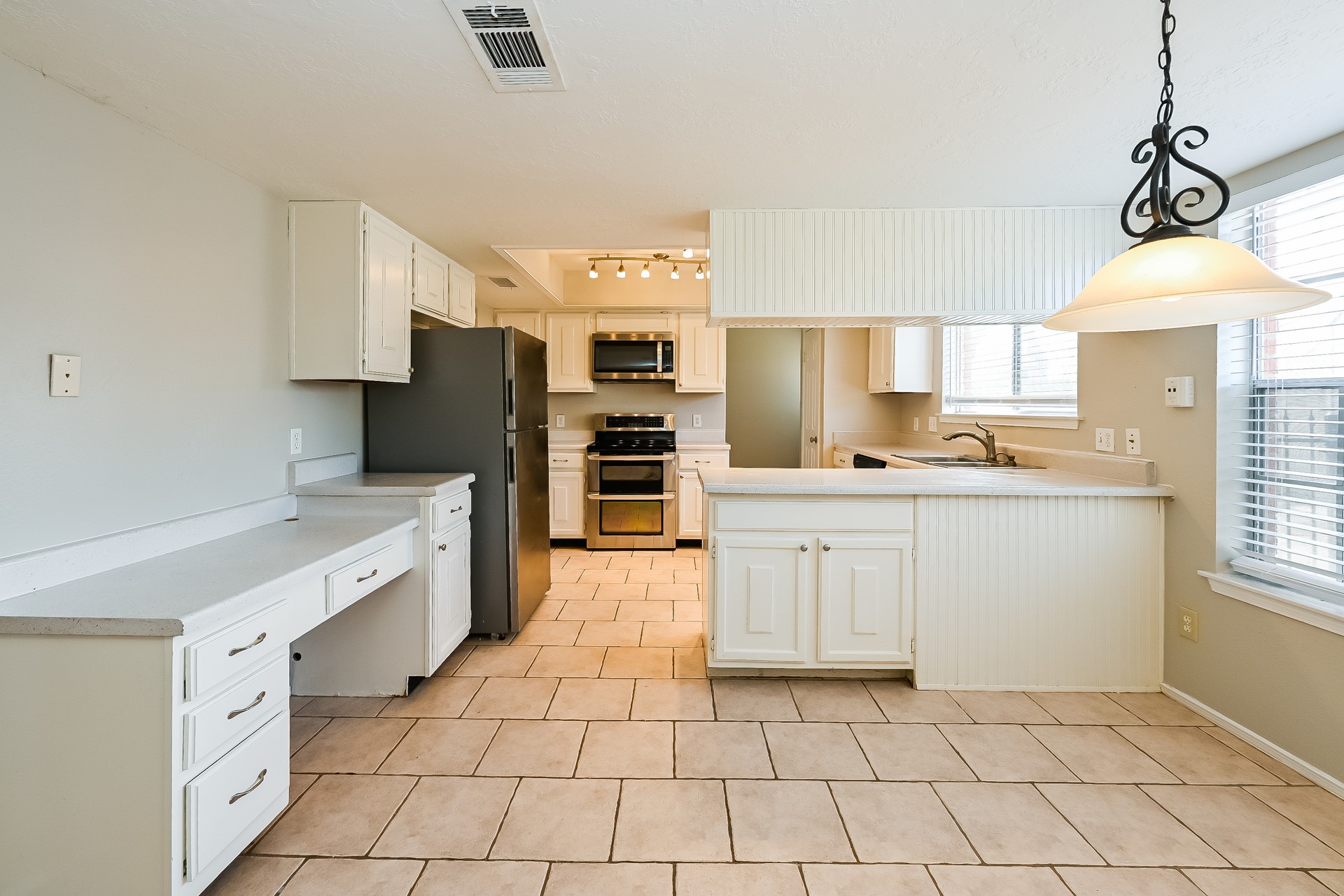 1219 Briarmead Drive Property Photo 7