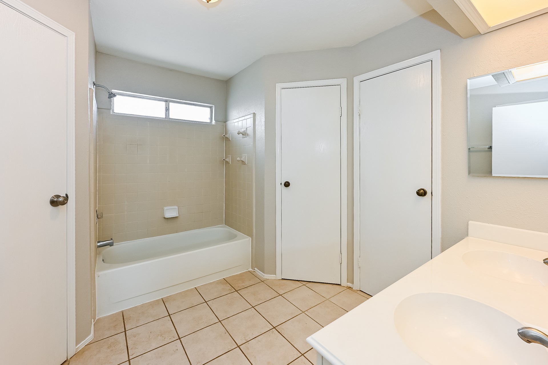 1219 Briarmead Drive Property Photo 16