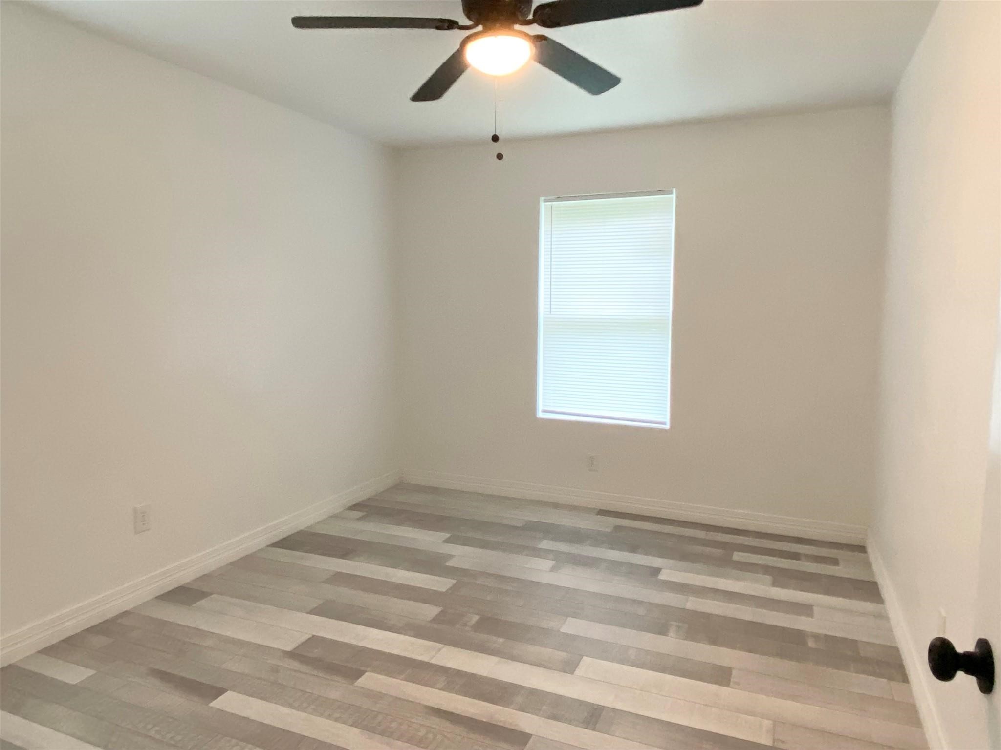 906 Eagle Avenue Property Photo 2