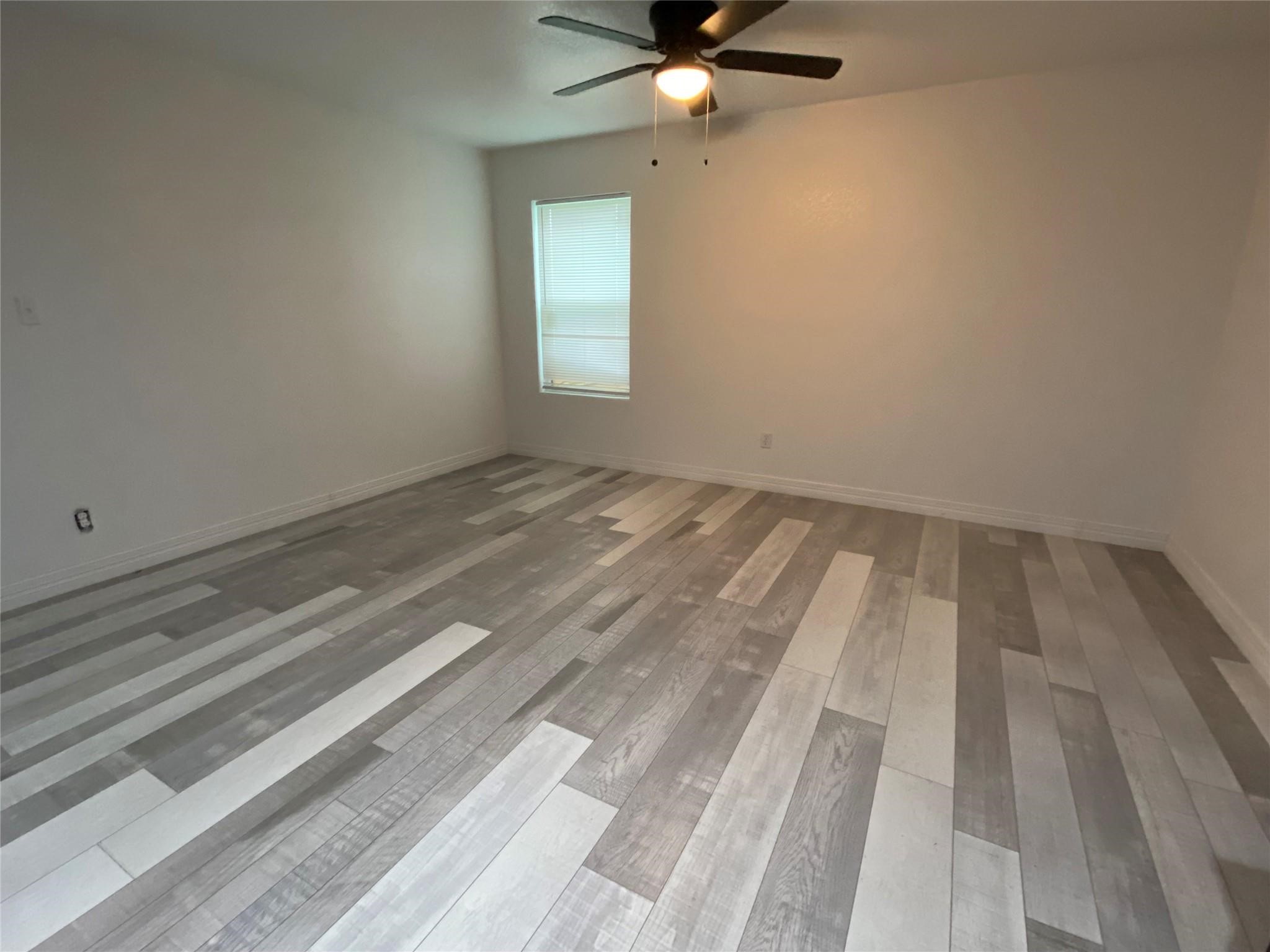 906 Eagle Avenue Property Photo 6