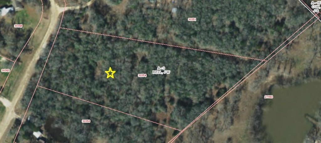 727 Hollow Bend Property Photo 11