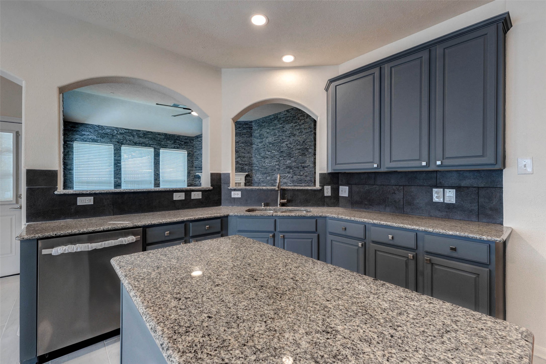 26603 Summerbend Hollow Lane Property Photo 14
