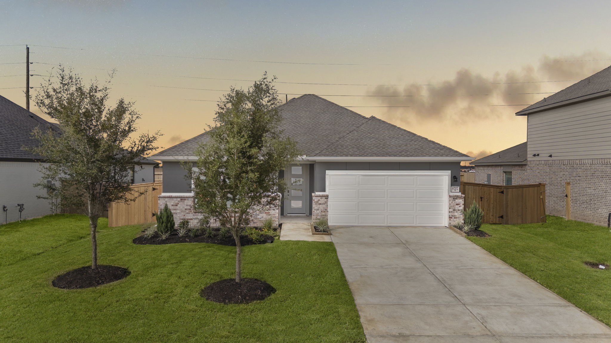 6702 Arabella Lakes Drive Property Photo 1