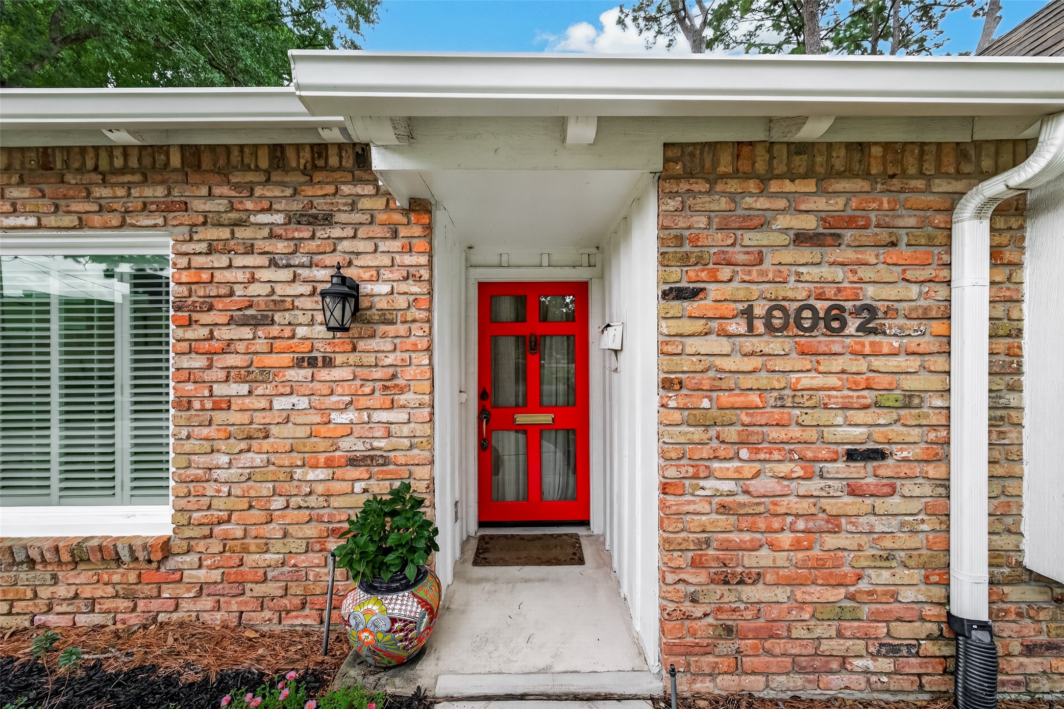 10062 Warwana Road Property Photo 2