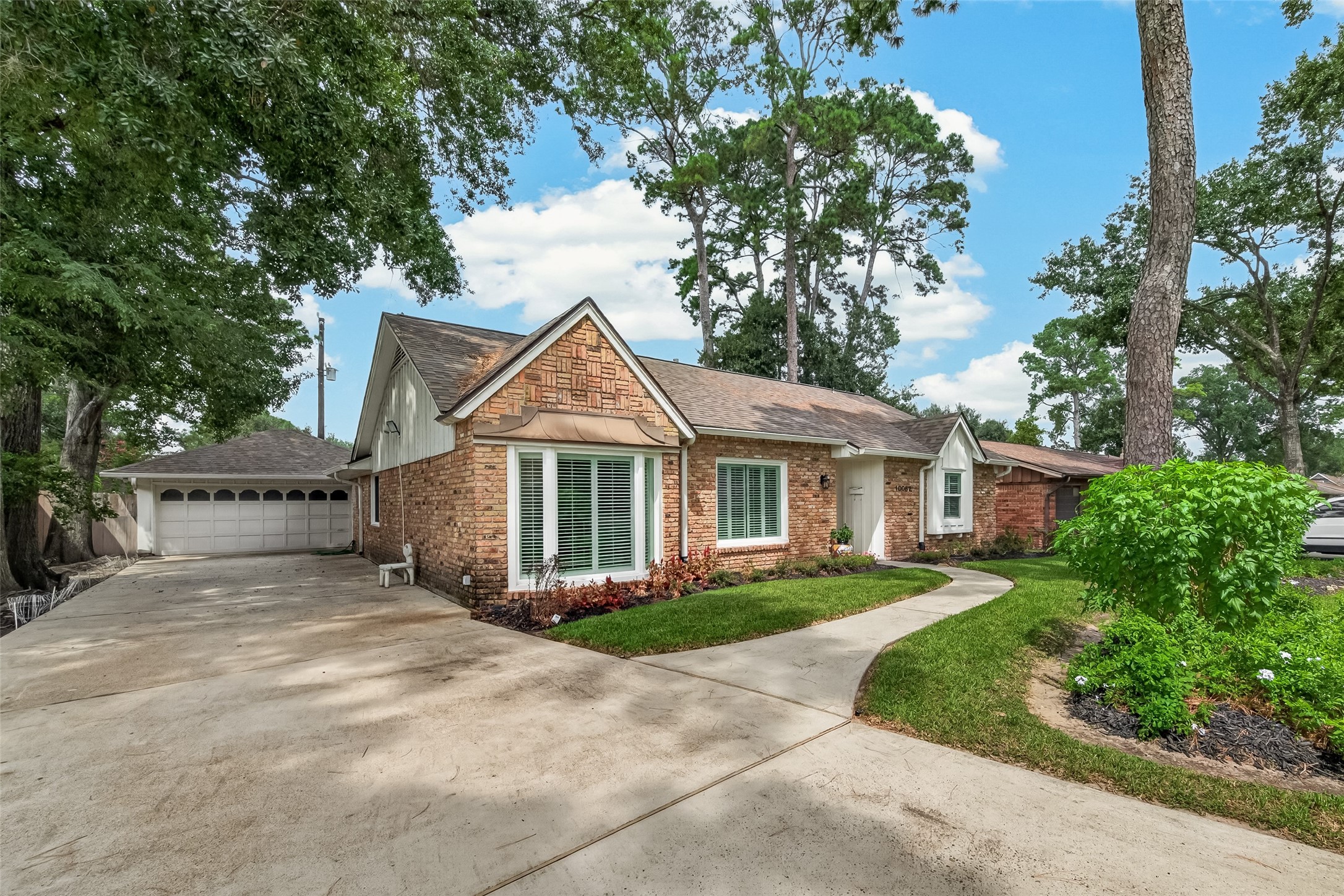 10062 Warwana Road Property Photo 3