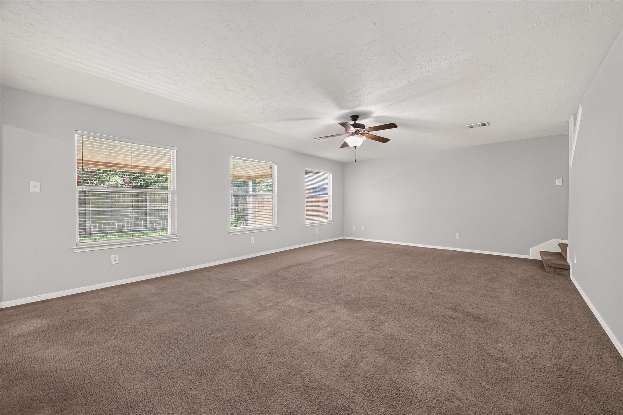 10031 Magnolia Way Property Photo 7