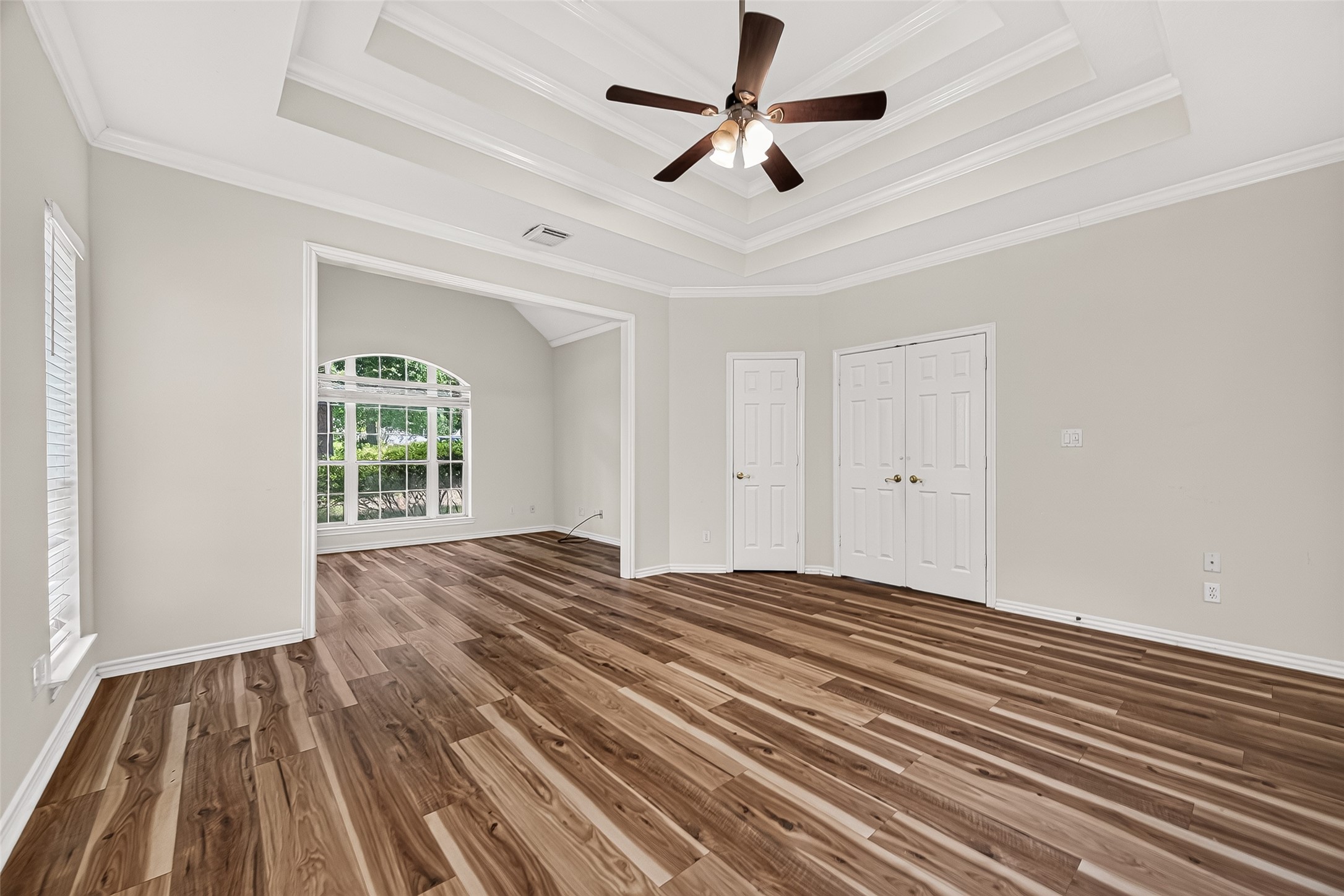 2314 Carriage Run E Property Photo 12