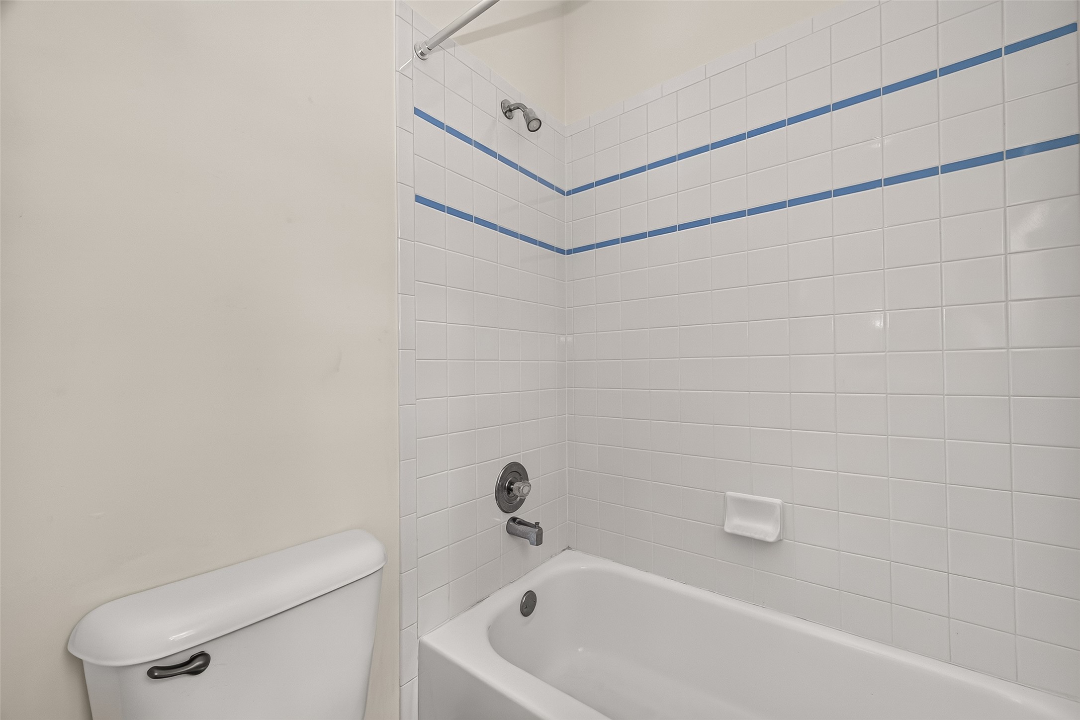 2314 Carriage Run E Property Photo 37