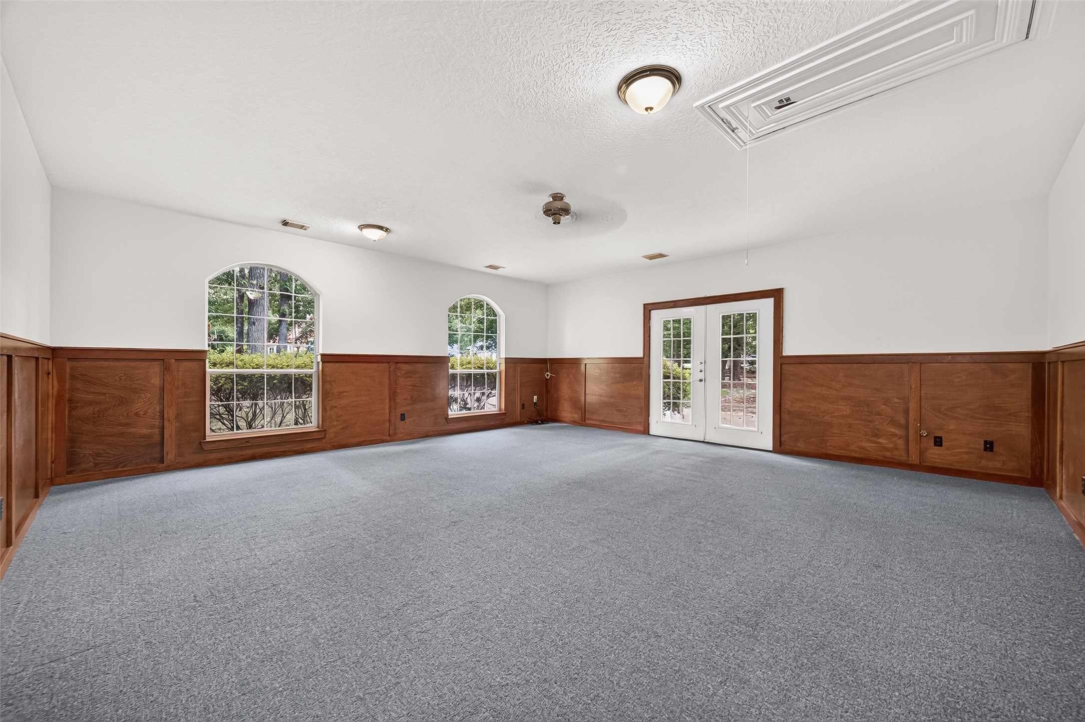 2314 Carriage Run E Property Photo 39