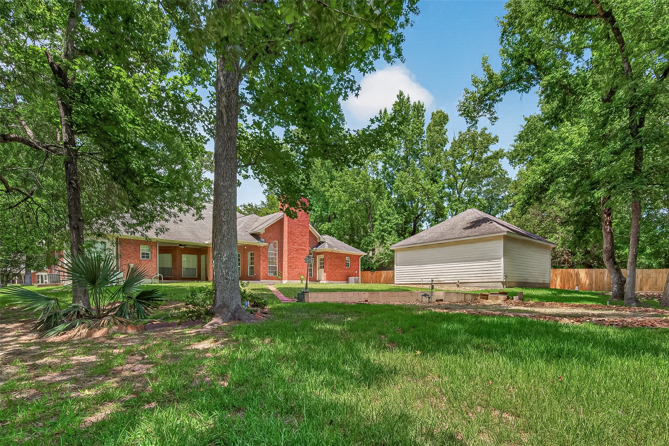 2314 Carriage Run E Property Photo 45