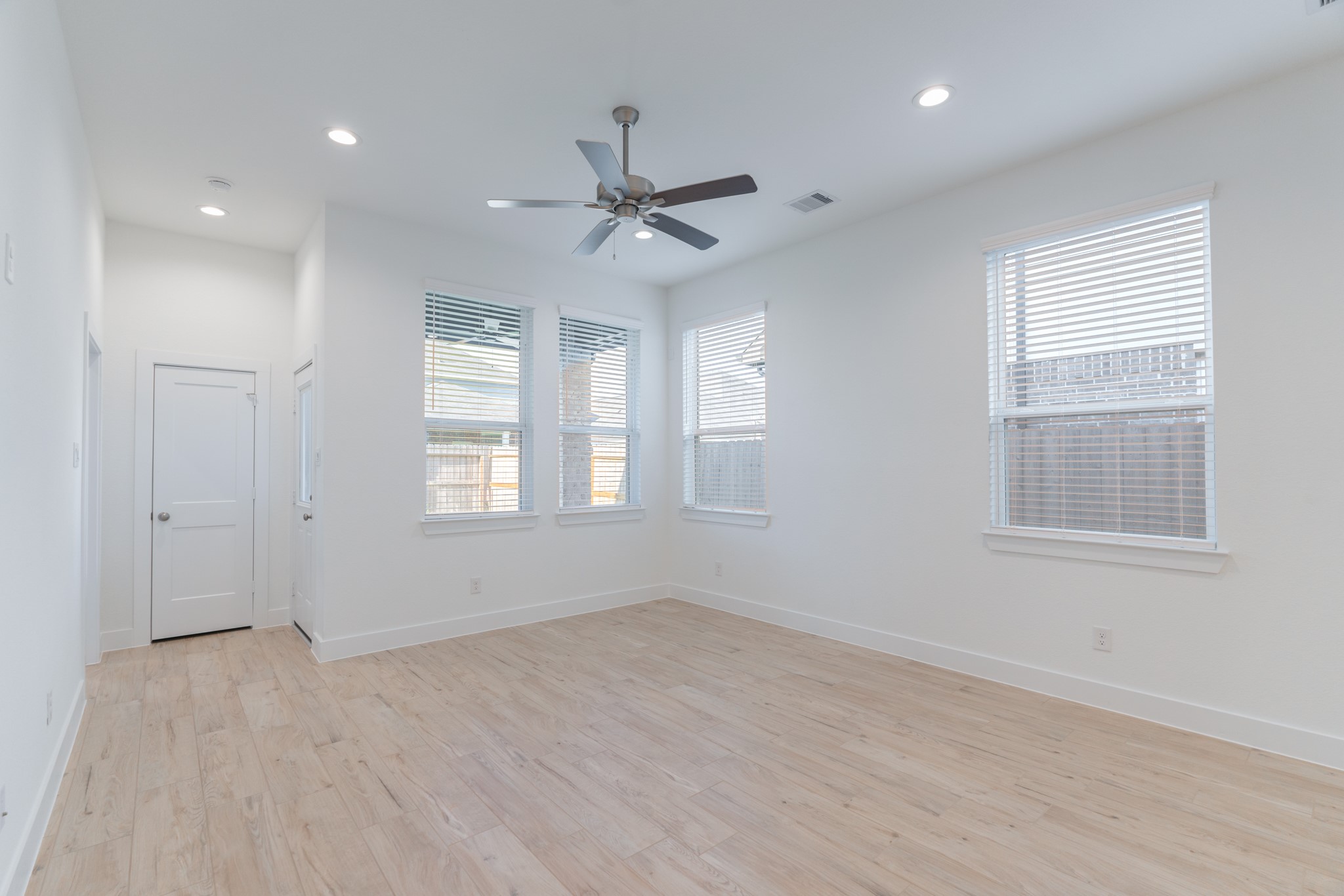 10747 Pine Pink Property Photo 26