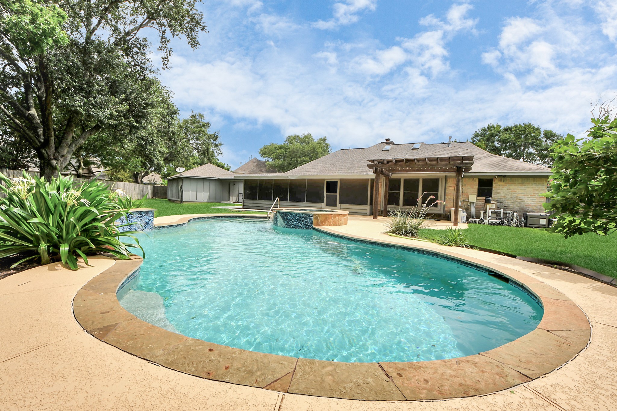 901 Millstone Court Property Photo