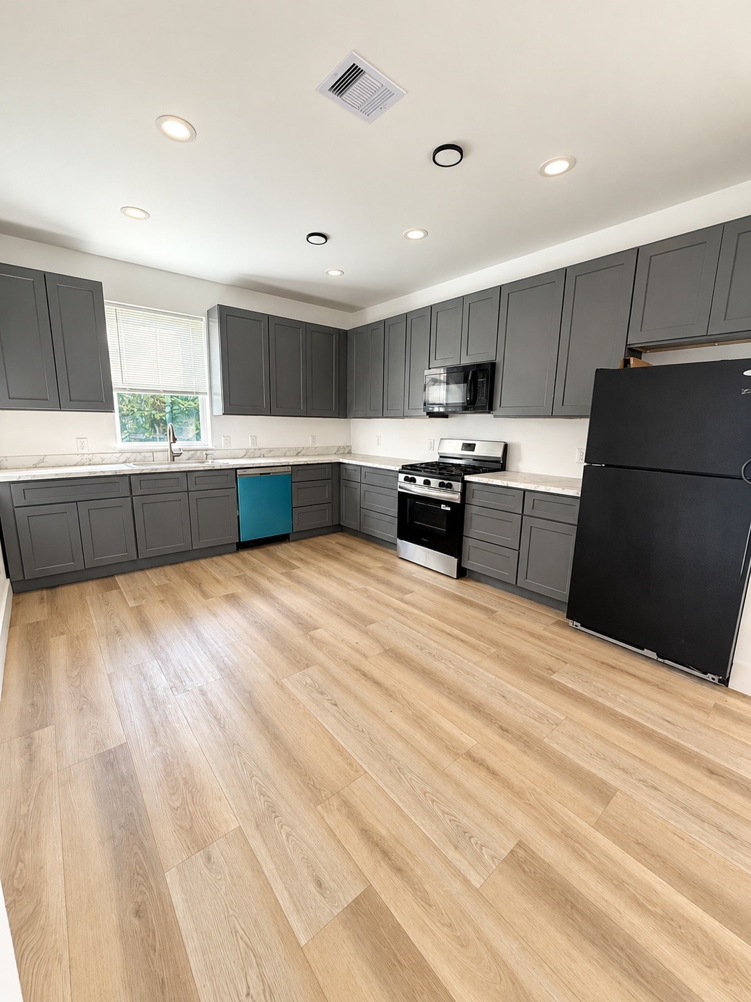 7634 Crofton Street A And B Property Photo 5