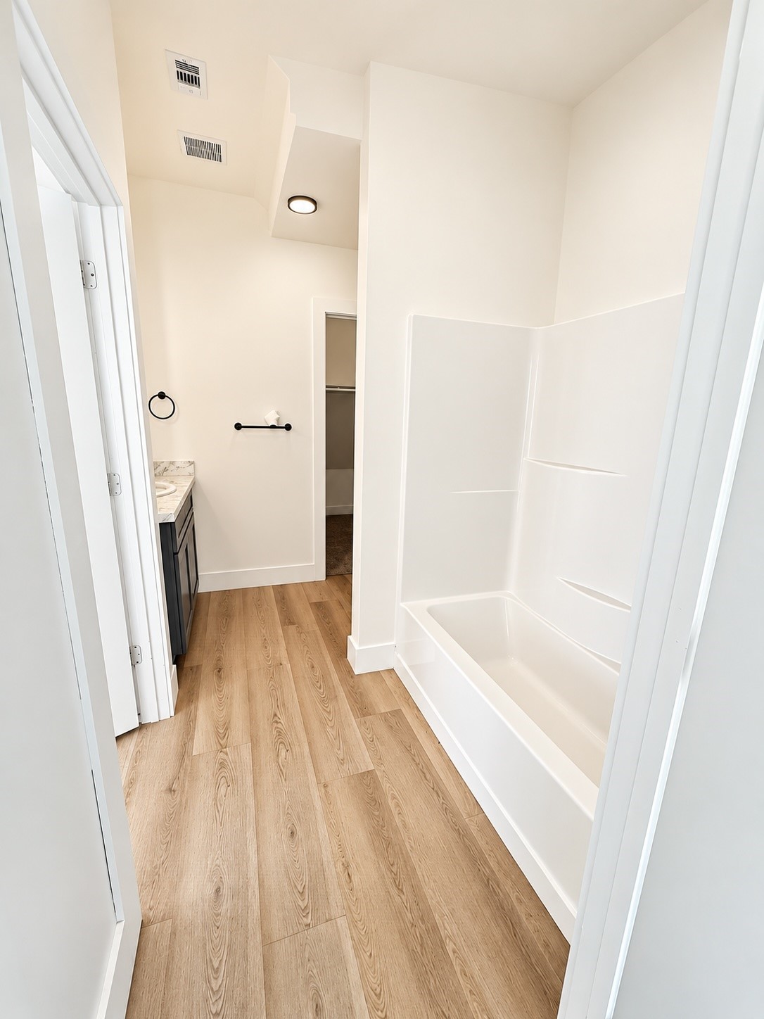 7634 Crofton Street A And B Property Photo 6