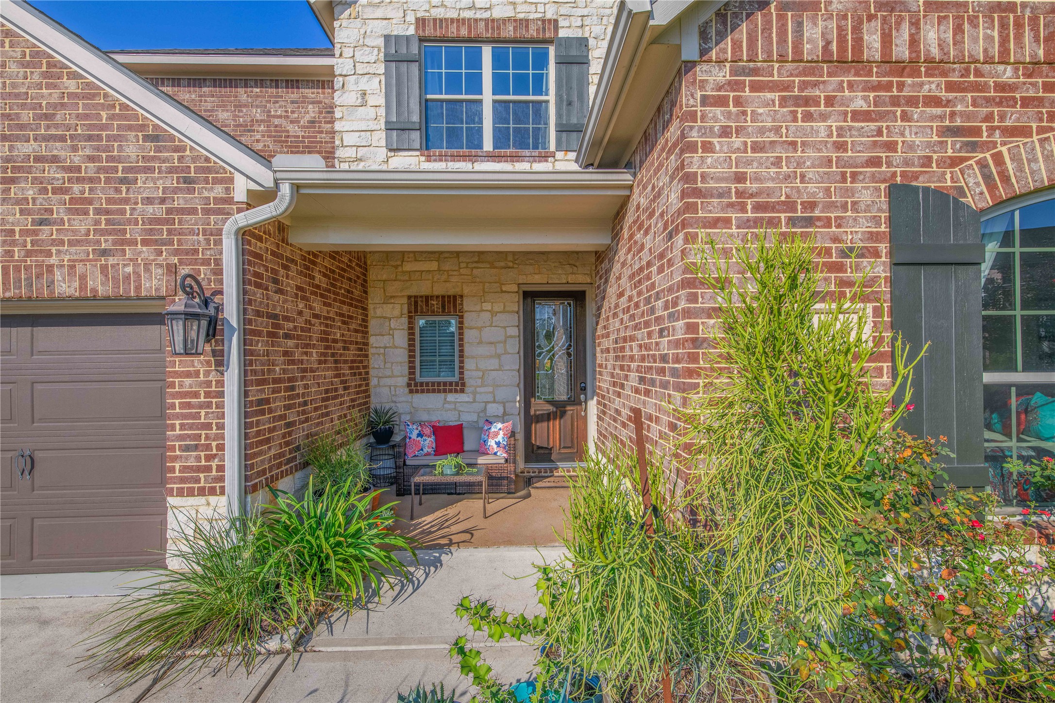 2614 Belliser Court E Property Photo 5