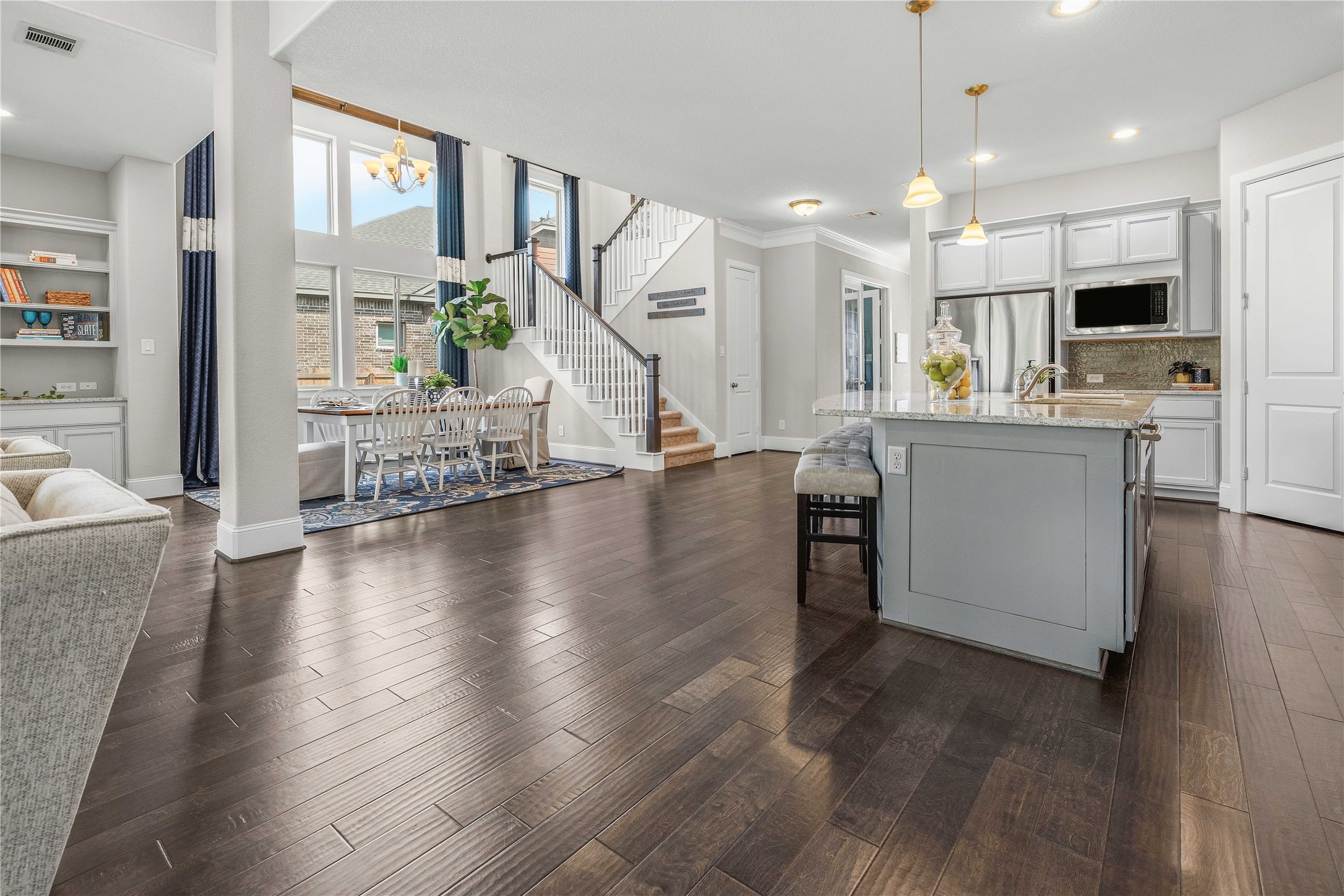 2614 Belliser Court E Property Photo 11