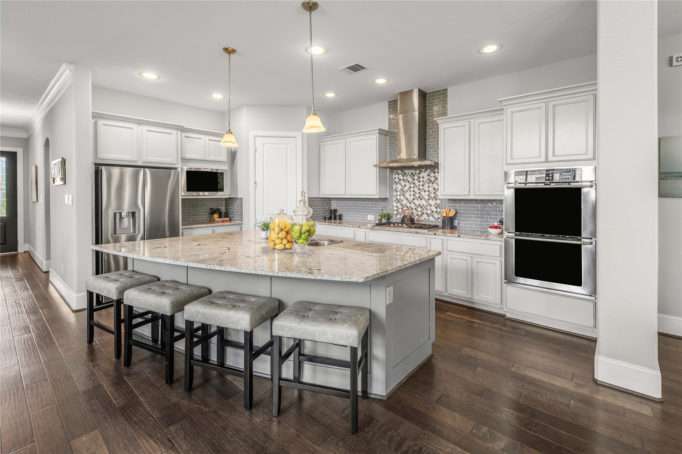 2614 Belliser Court E Property Photo 12