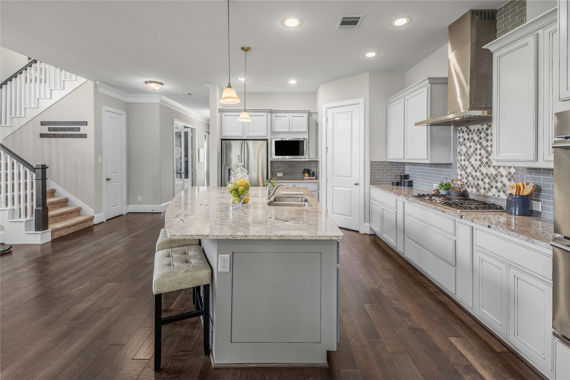 2614 Belliser Court E Property Photo 13