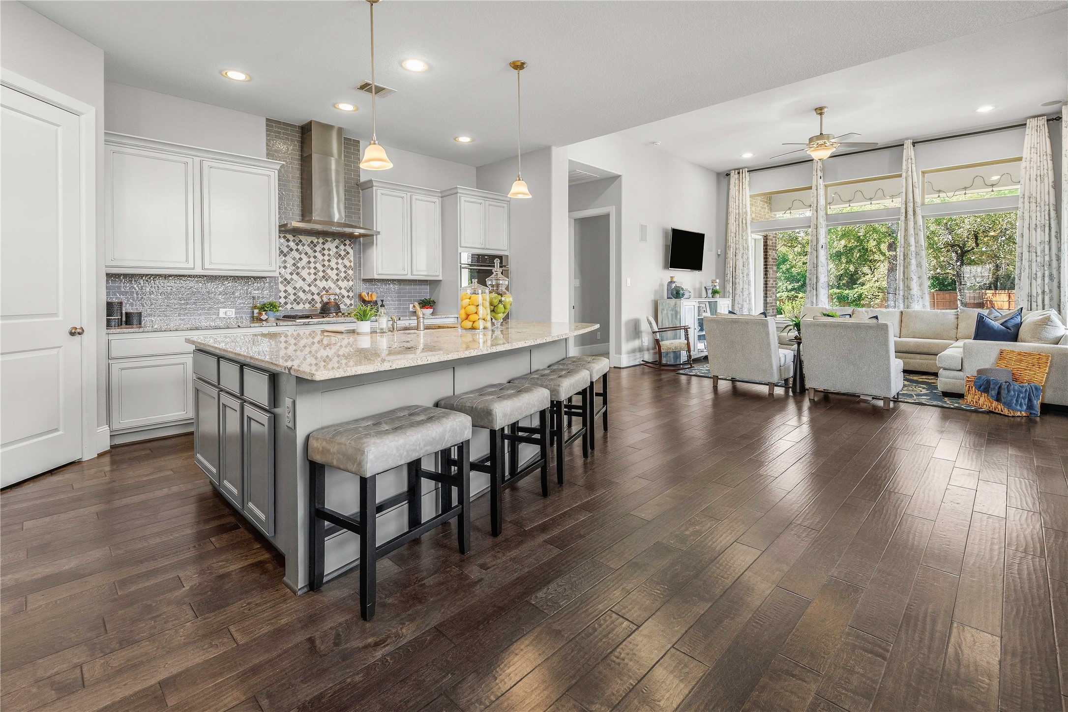2614 Belliser Court E Property Photo 17