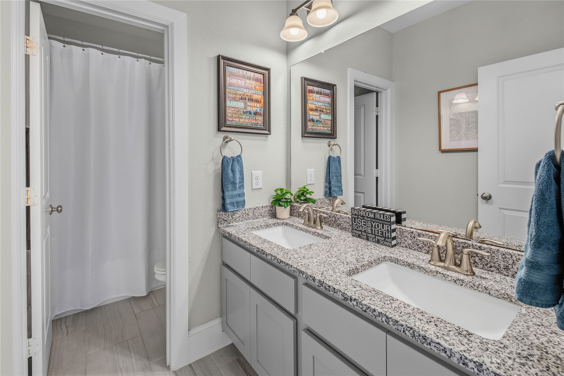 2614 Belliser Court E Property Photo 37