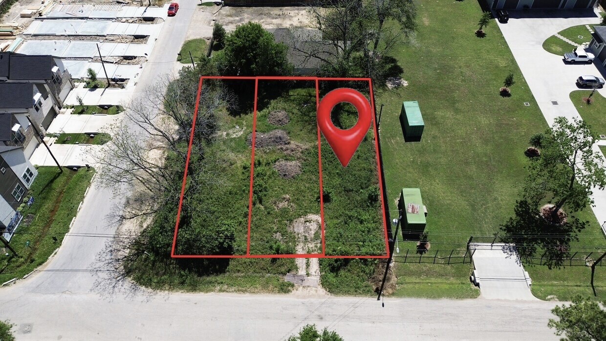 3009 Paul Quinn Street Property Photo 1