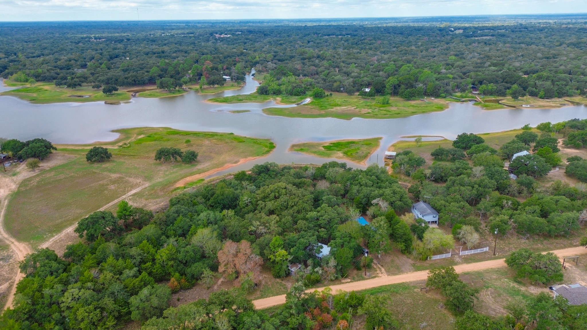 203 Hickory Drive Property Photo 1