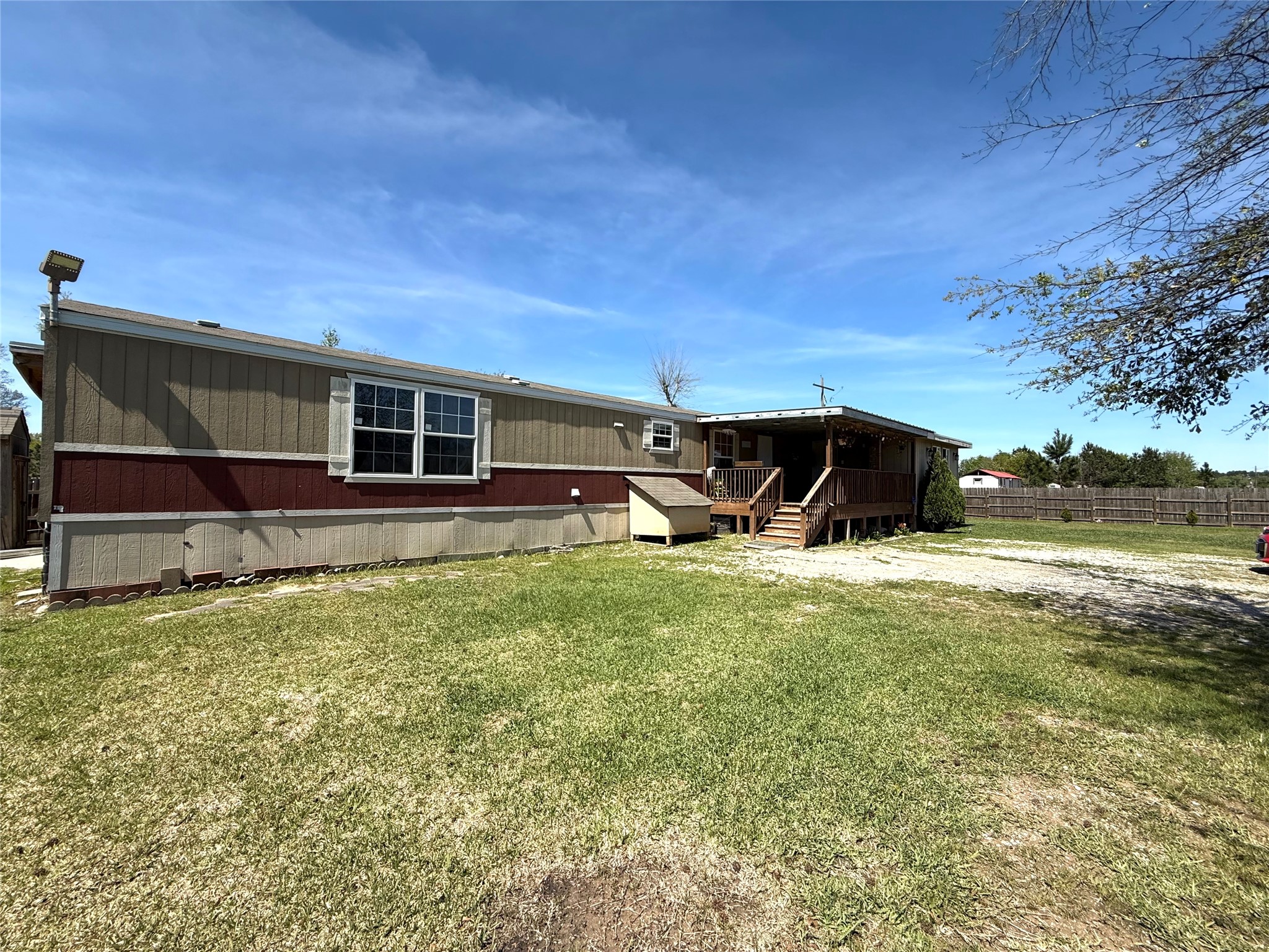 485 County Road 5006 Property Photo 5