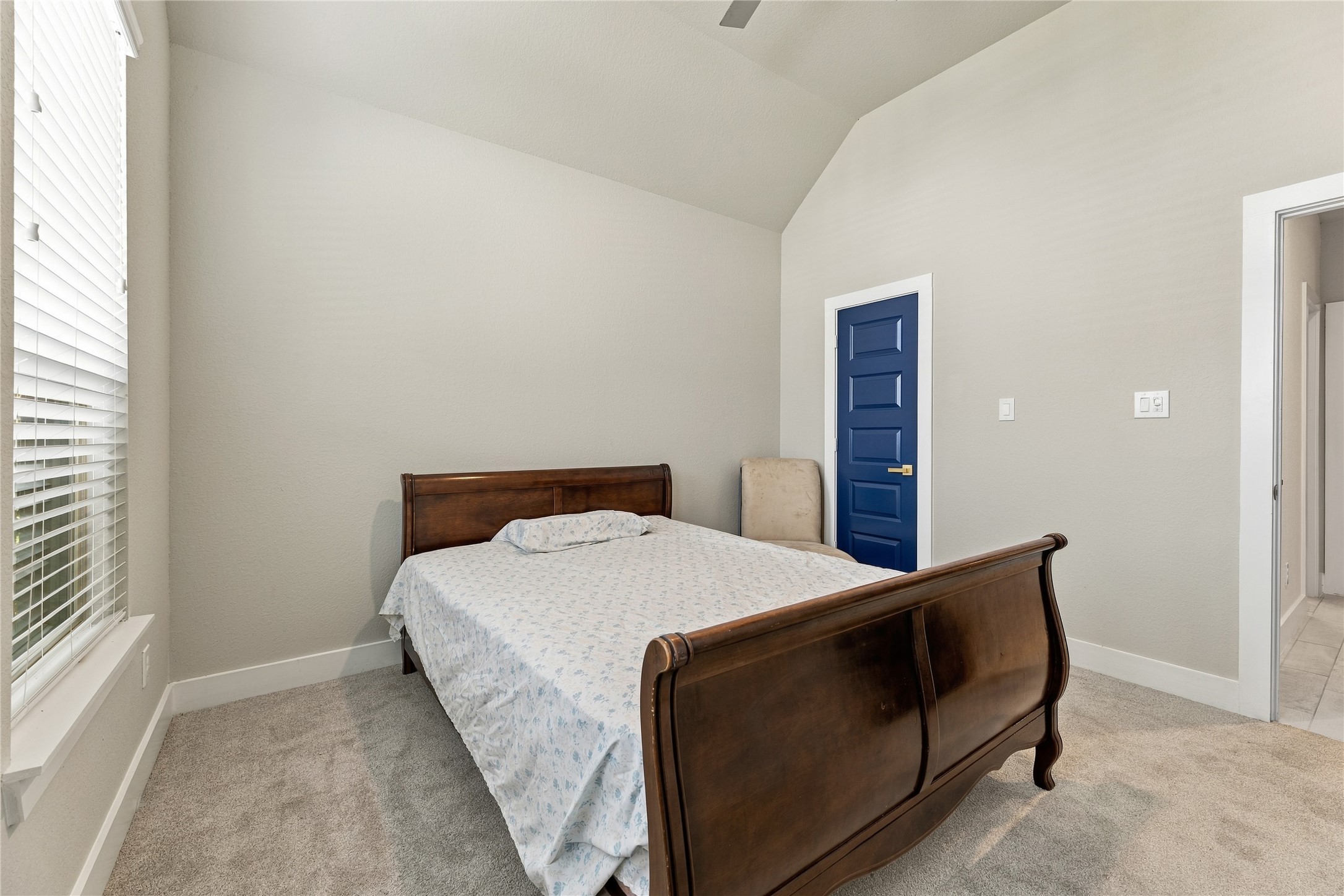 3323 Majestic Pine Lane Property Photo 6