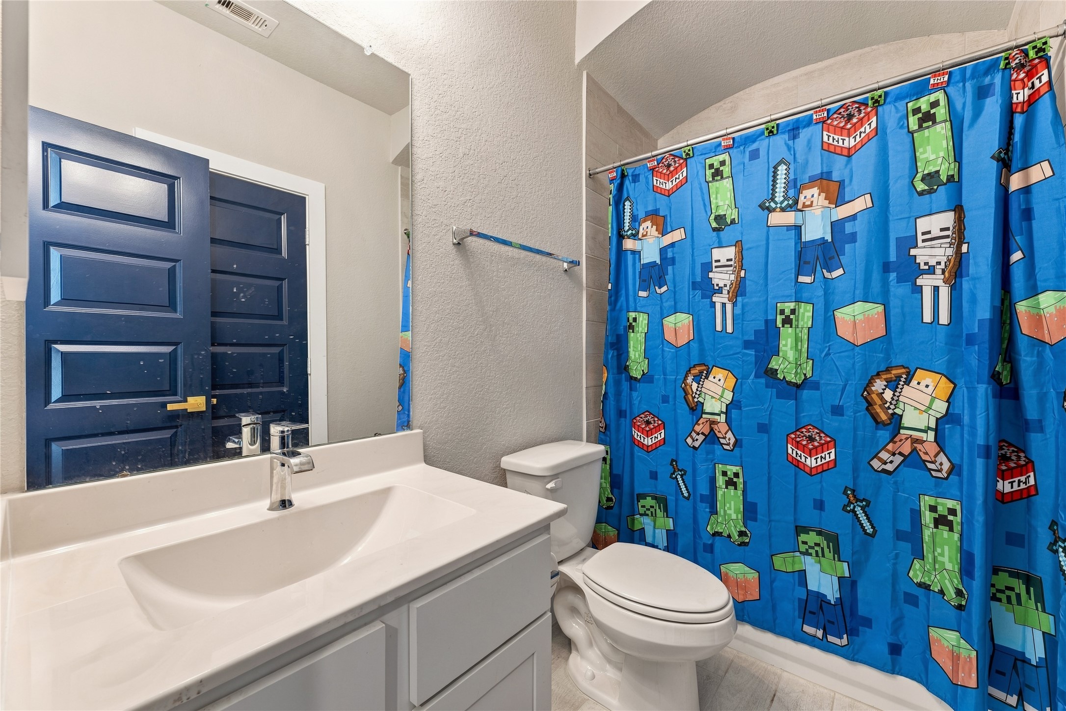 3323 Majestic Pine Lane Property Photo 14