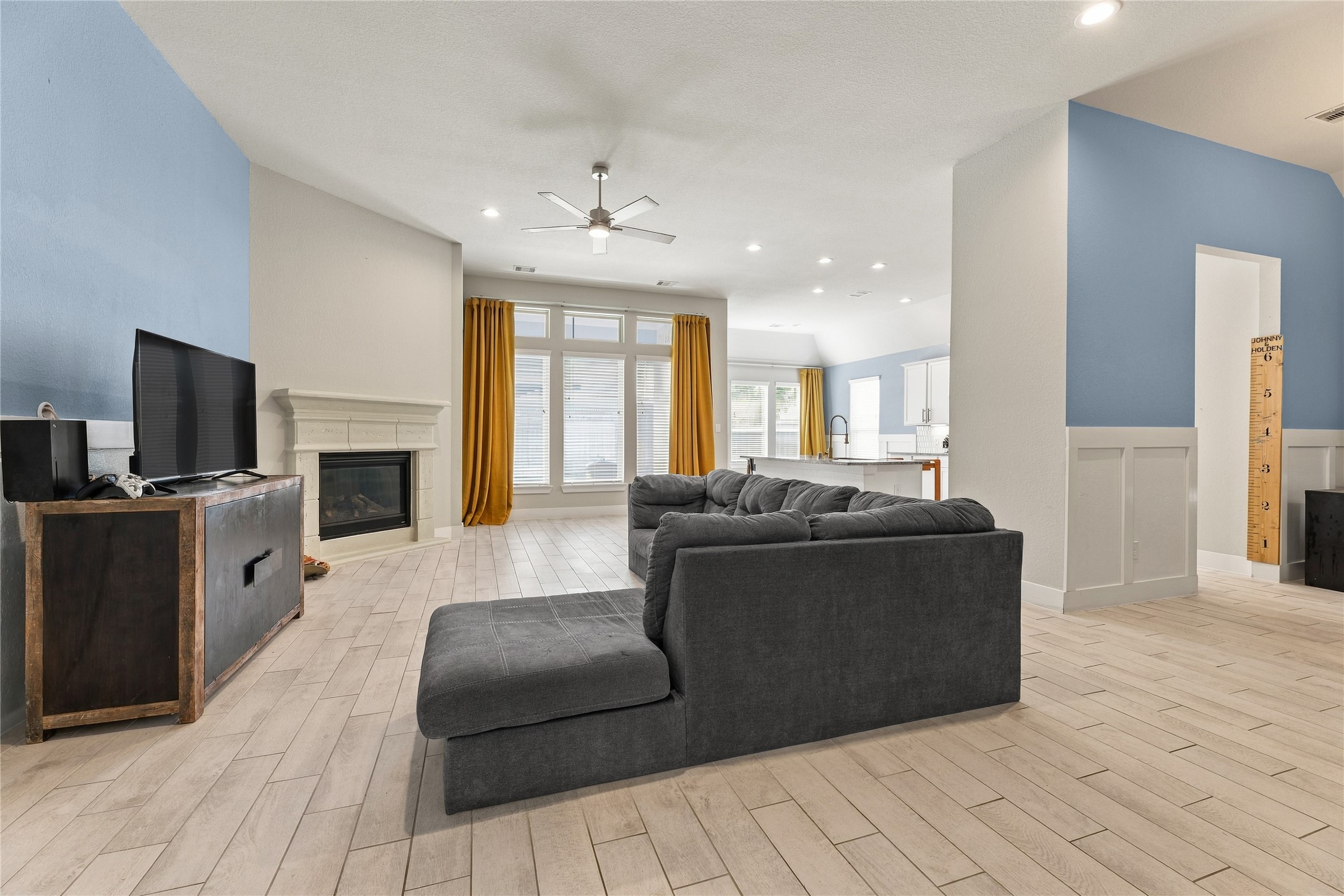 3323 Majestic Pine Lane Property Photo 16