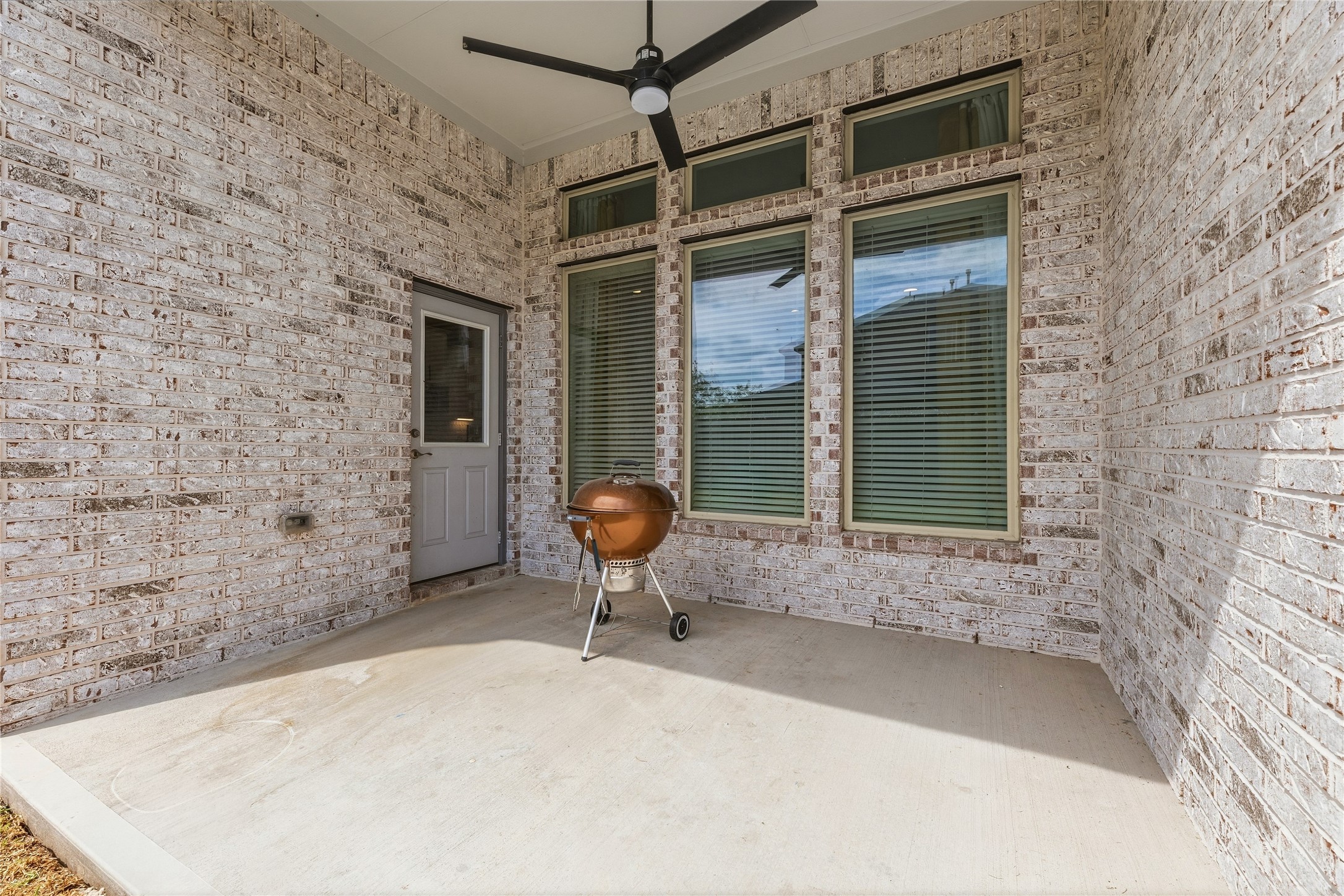 3323 Majestic Pine Lane Property Photo 39